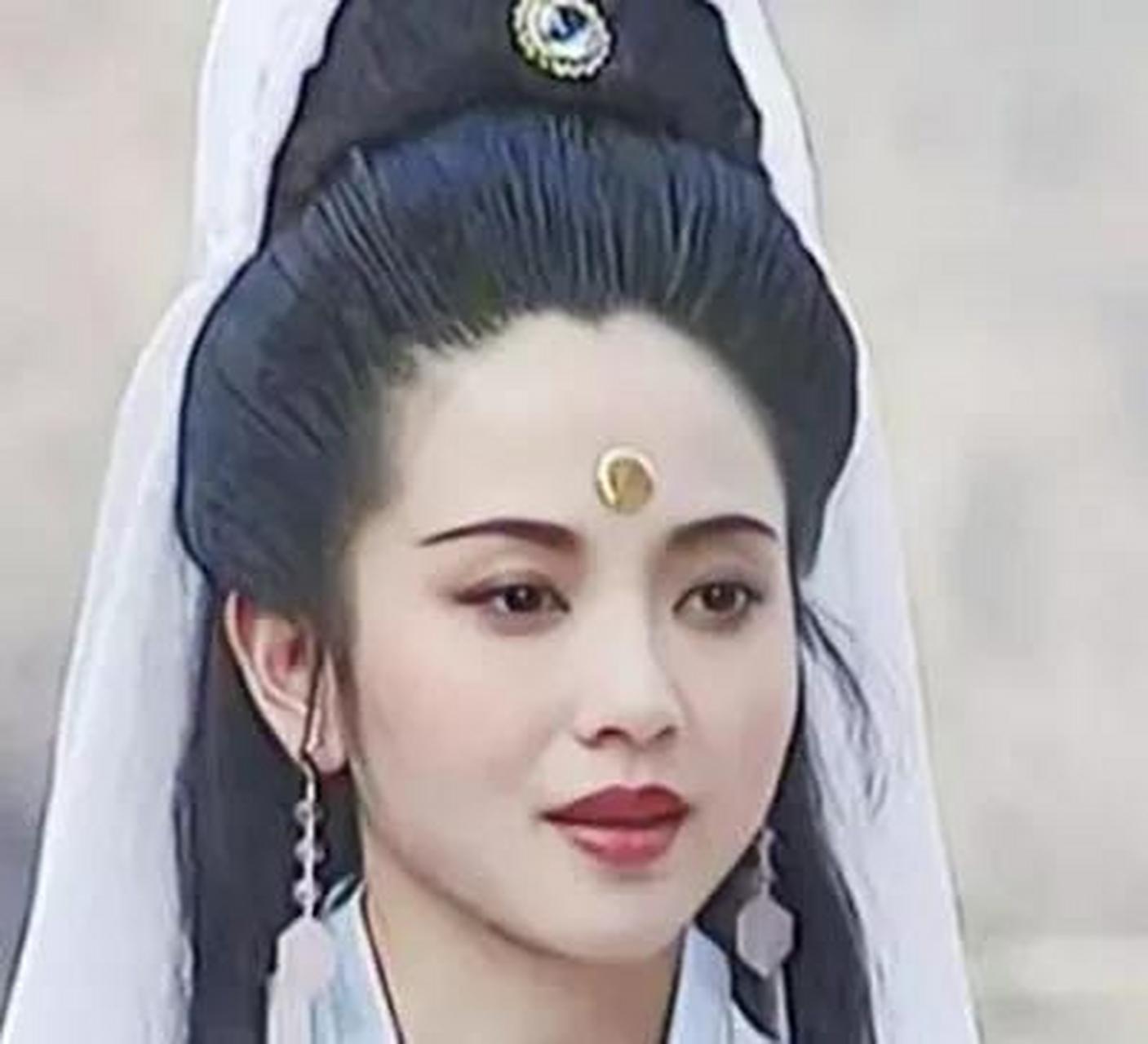 gif创作人# 演员陶慧敏因《杨乃文与小白菜》被观众熟知,她还扮演过