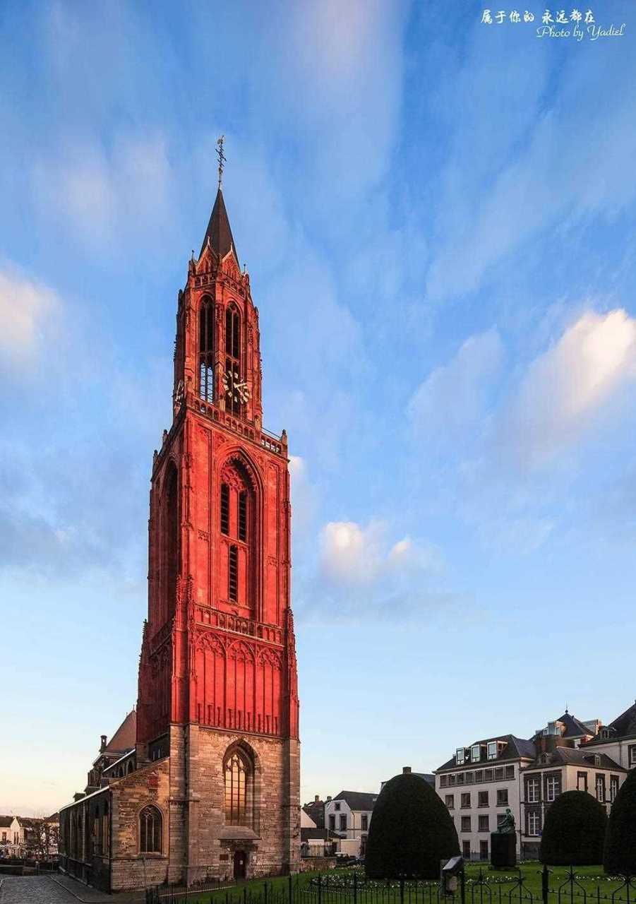 马斯特里赫特(maastricht),始建于公元4世纪,是荷兰第一个以中世纪