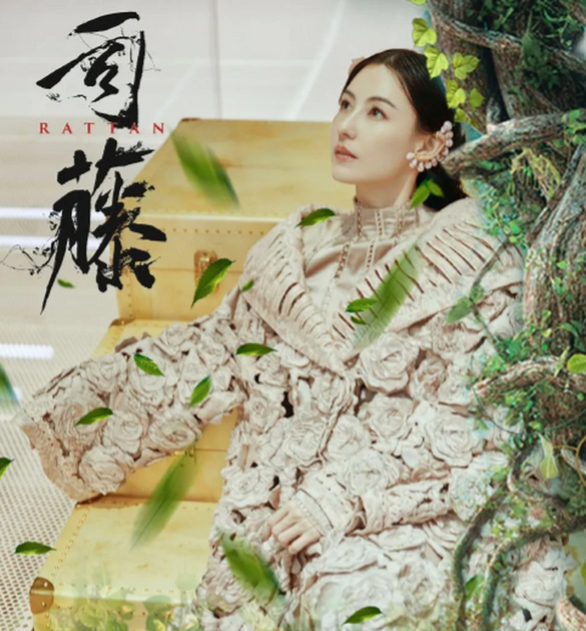 张柏芝频频着装李宁的衣服,并让两个儿子穿上李宁的鞋子,原因是她正在