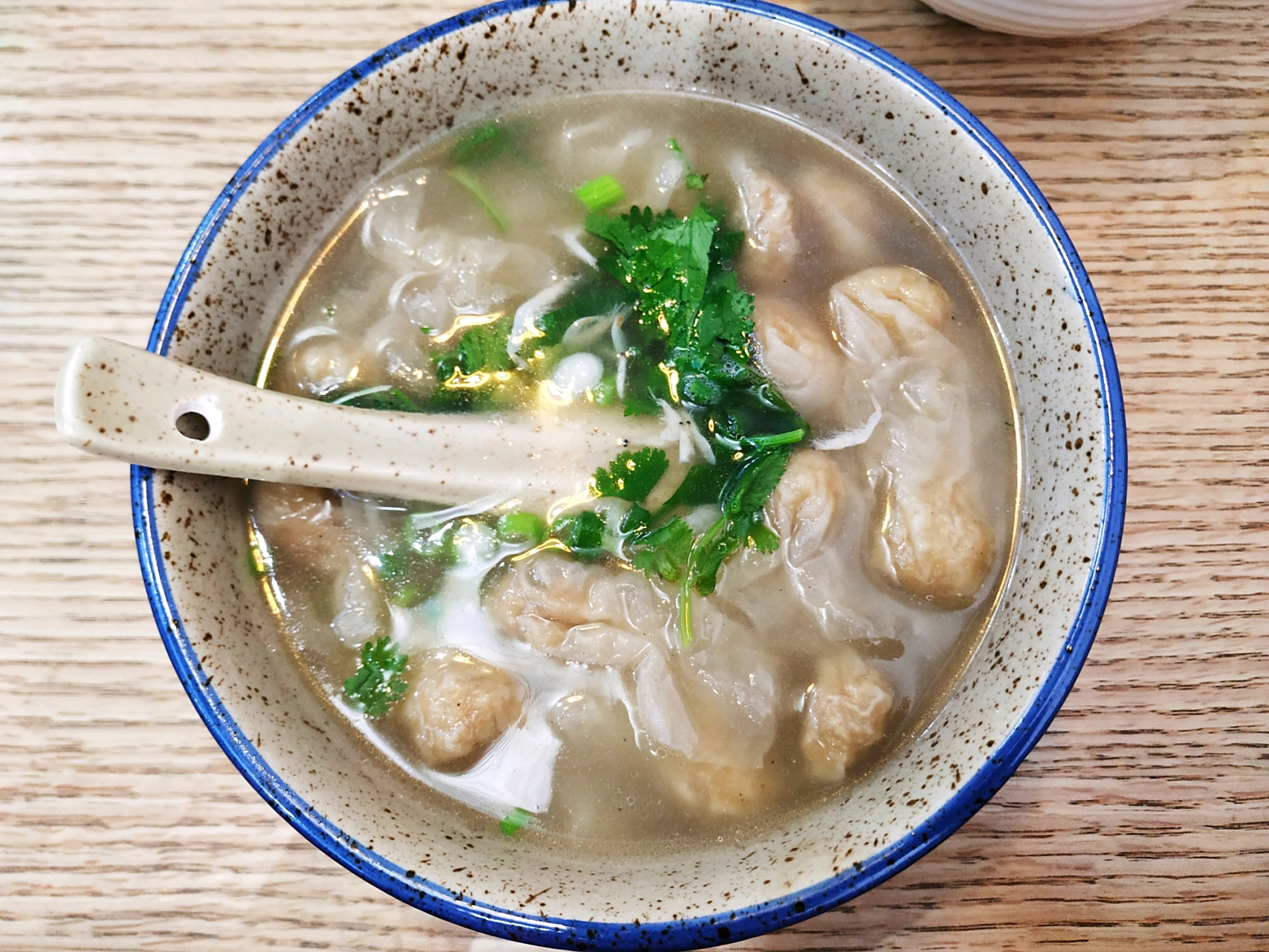 太平燕又称扁肉燕,是福建省福州市的一道传统小吃.