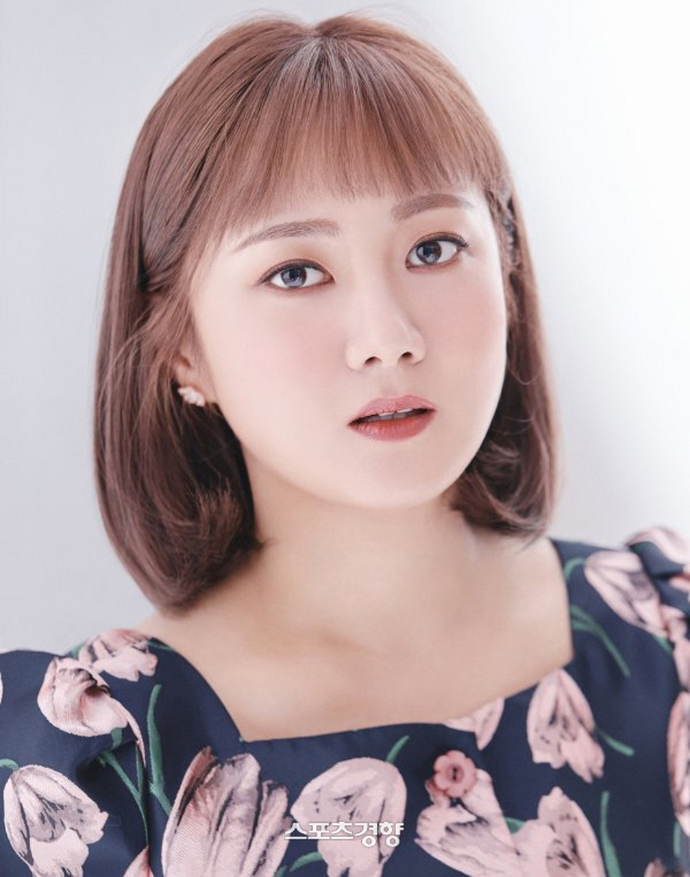 韩网评选因不当言行而产生争议的艺人.  第一名是朴娜莱,获得12898票.