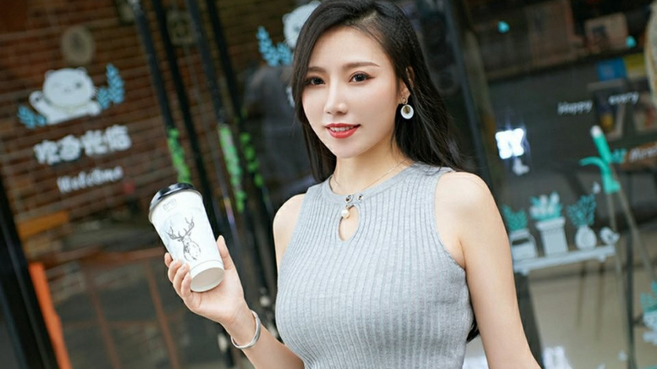 气质美女:温婉娴淑,千娇百媚