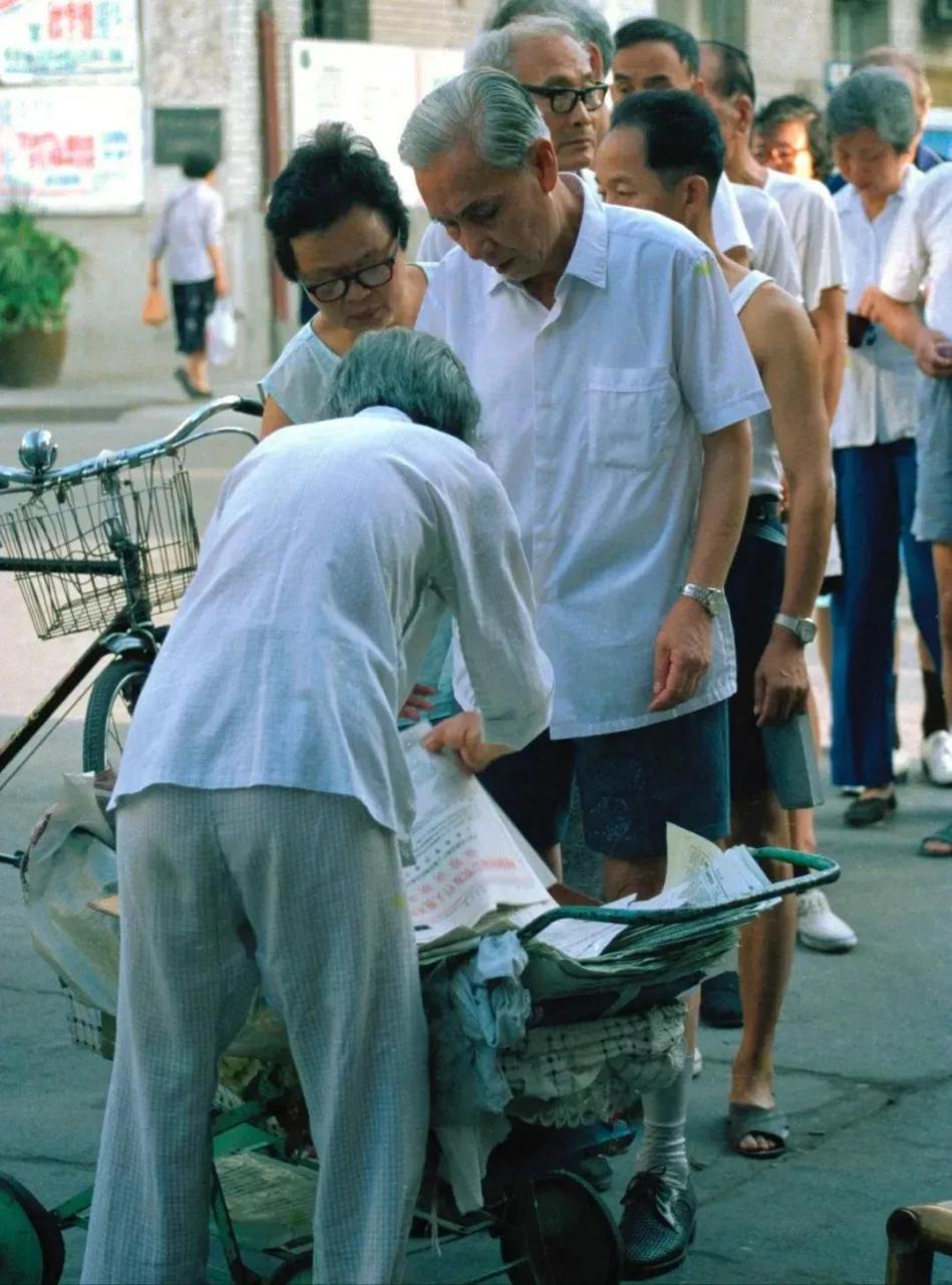 90年代报刊亭图片