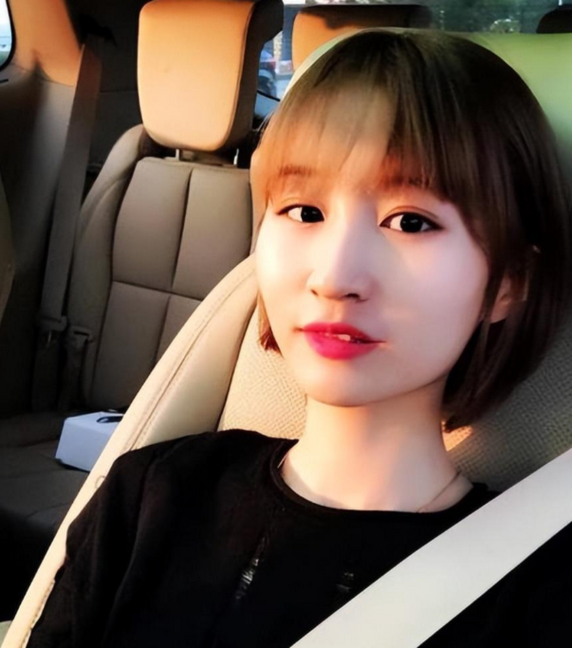 聂欢,中国内地女演员,2017年参演电视剧《通天狄仁杰》并饰演冷月.