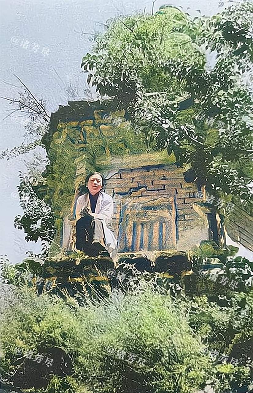 1937年7月,山西五台县,33岁的林徽因在佛光寺祖师塔的塔檐上留下了这