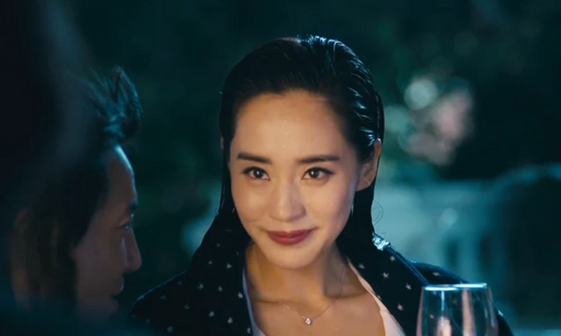 袁华落魄成"海王"偶遇初恋秋雅,表面很喜感,但现实却让人心酸