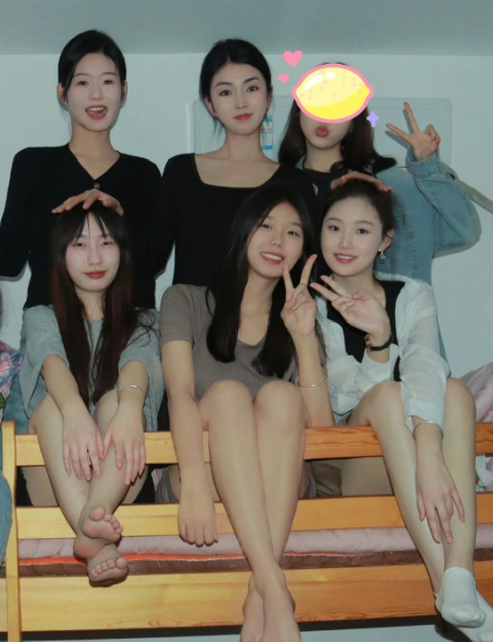 室友合照,都是单身98