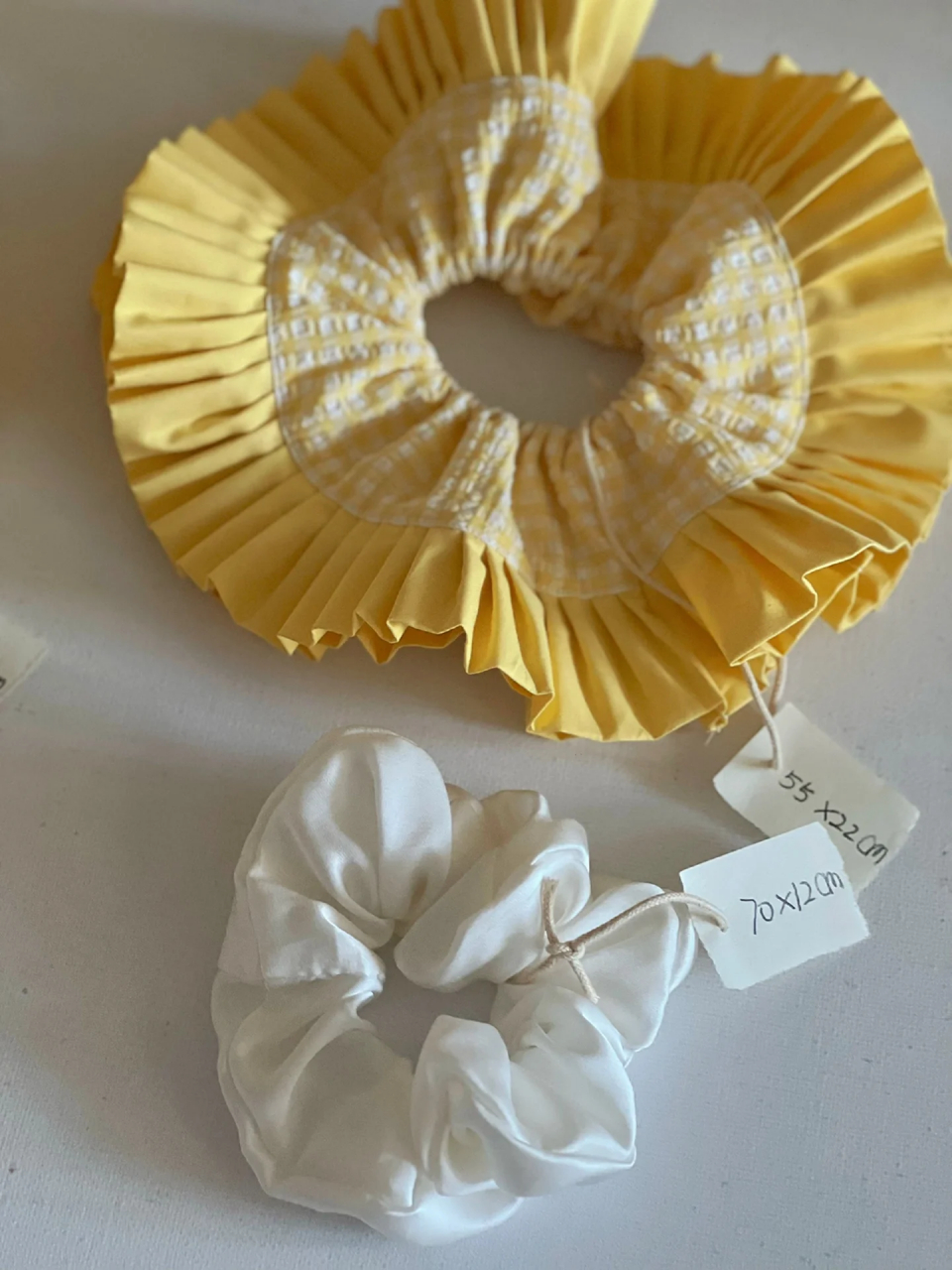 手工plog|大肠发圈的剪裁比例  我用的布料材质分别是醋酸面料 弹力