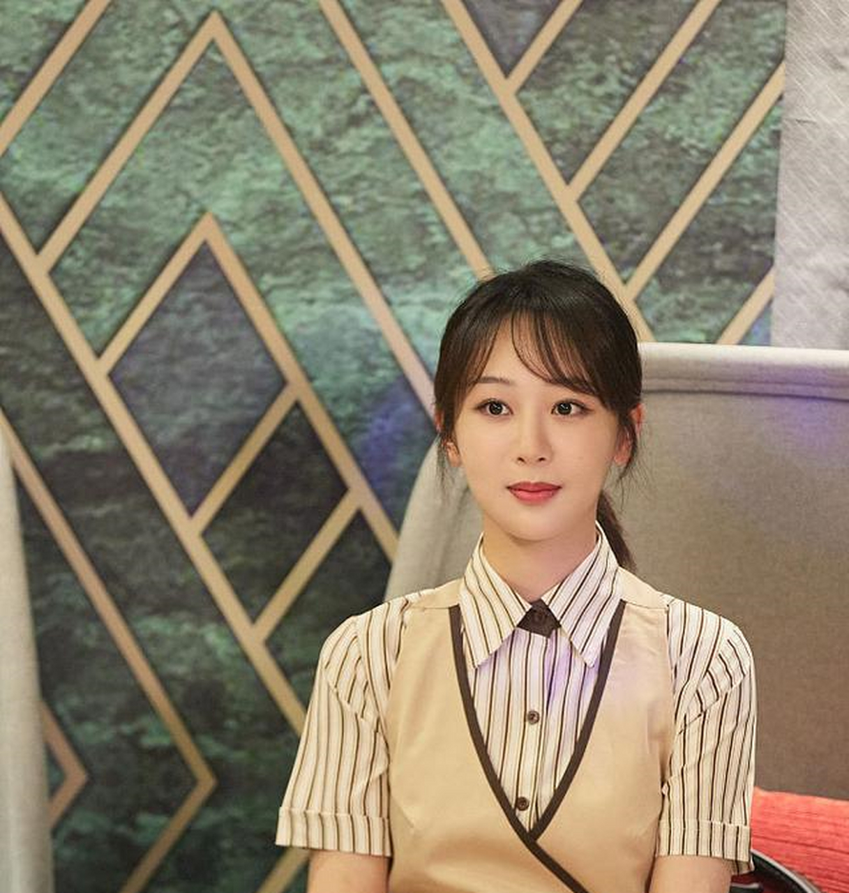 梦回小蚯蚓!杨紫再扮邱莹莹古灵精怪 表情软萌尽显反差魅力[你懂的]