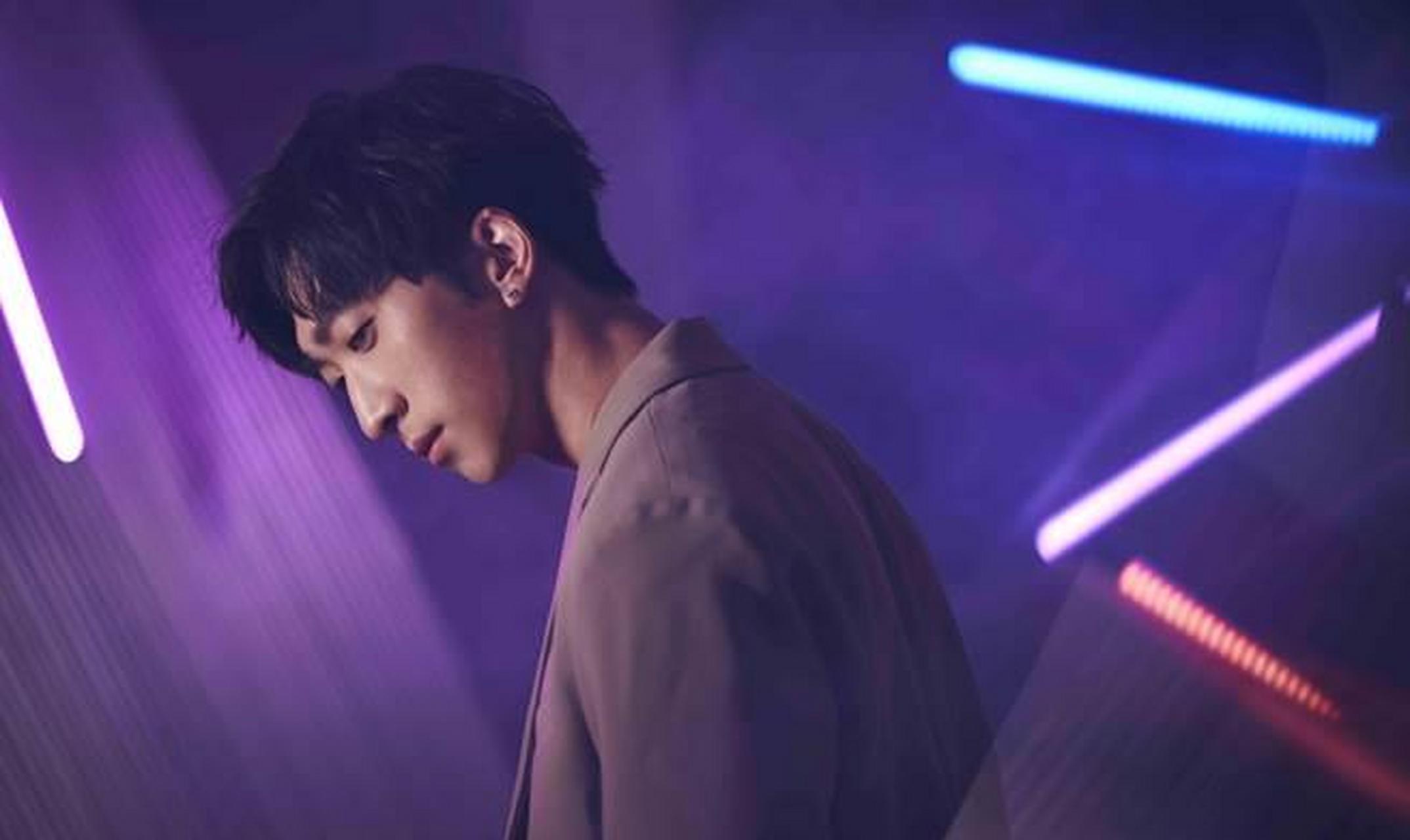 张怀颢揪胞兄张怀秋填词展兄弟情 爱纱携茶饮探班2小时