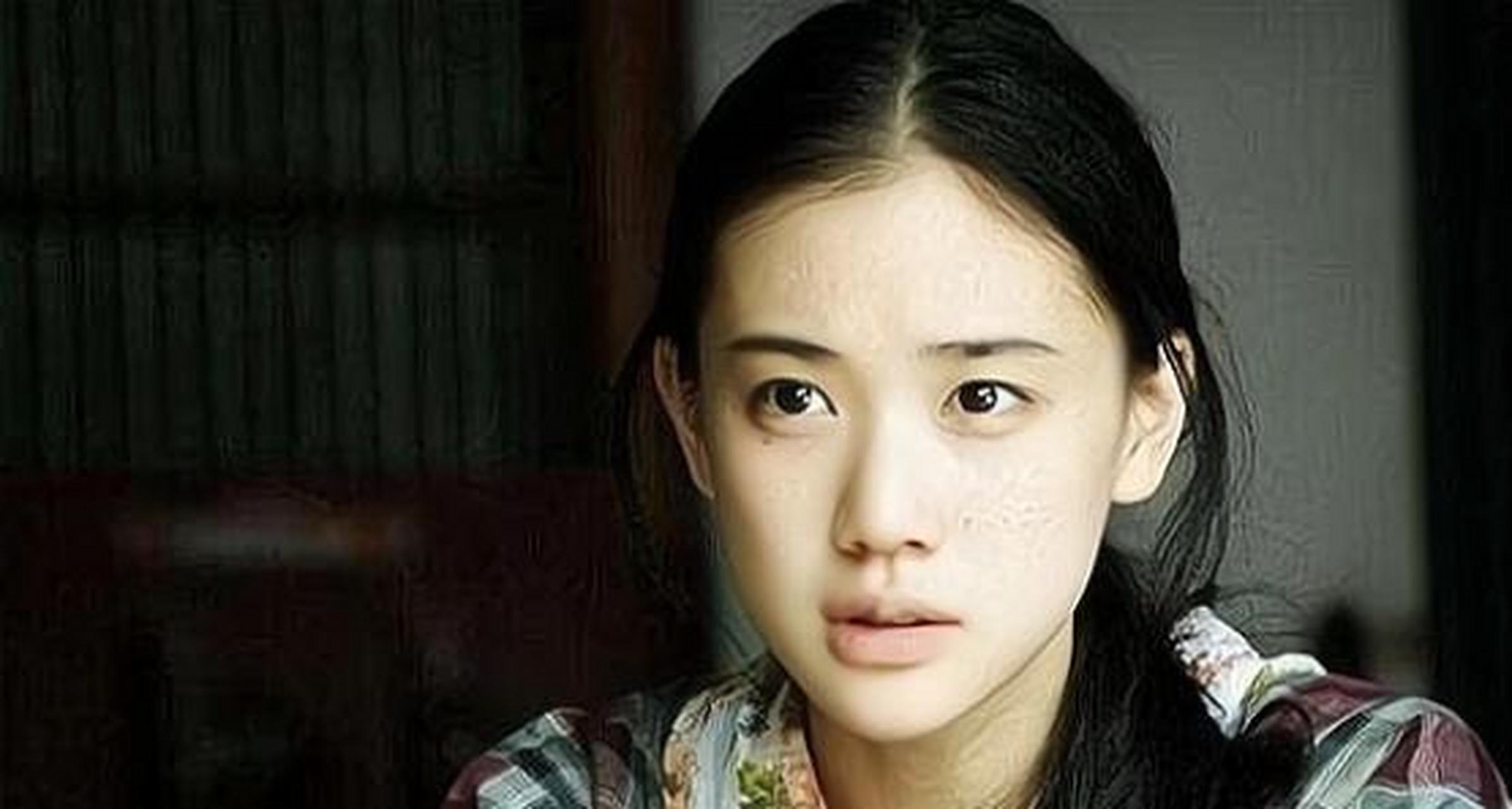 36岁苍井优宣布怀孕,是一位演技和颜值俱佳的女星,14岁时就出道 很多