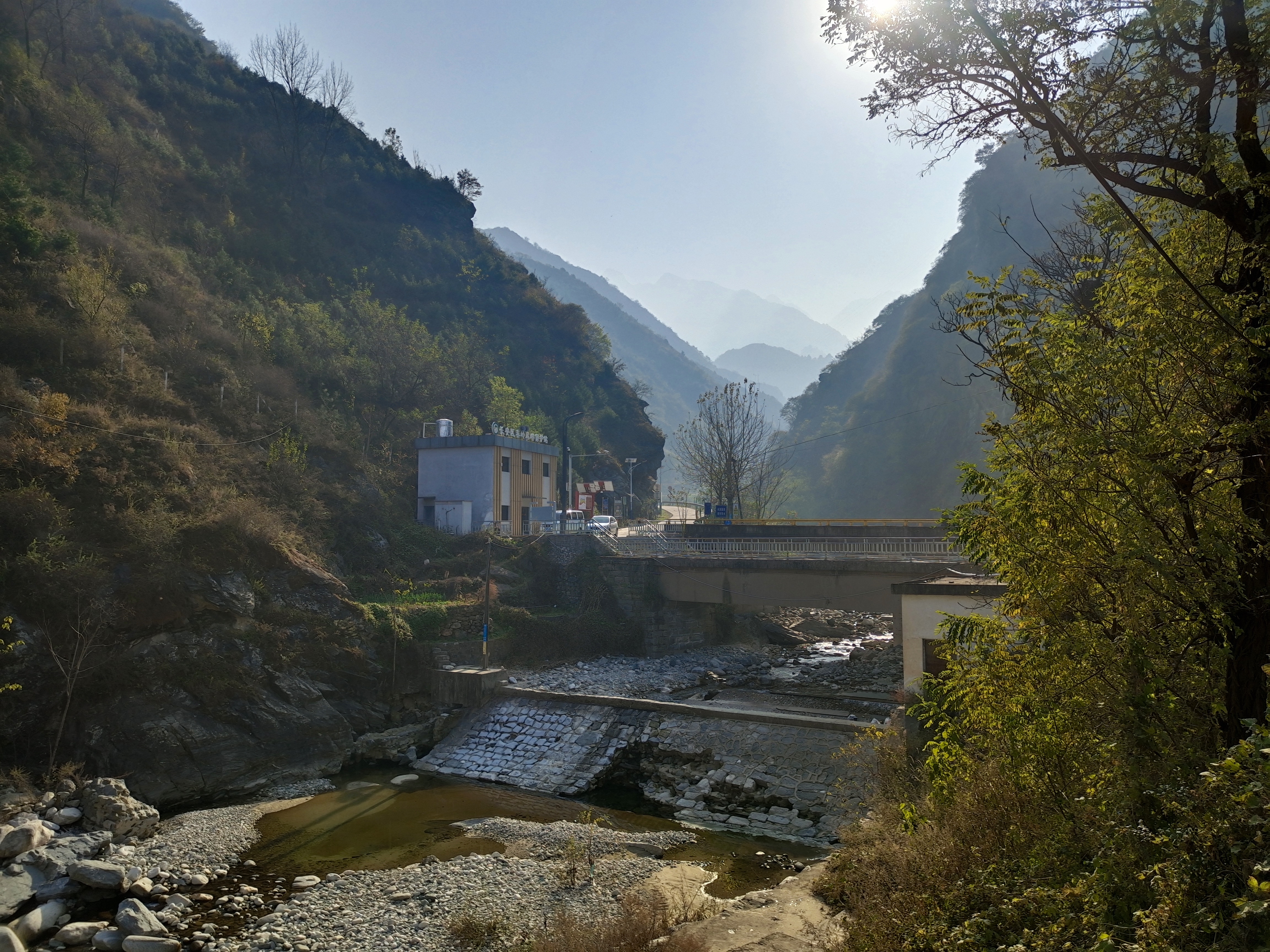 秦岭七十二峪西安库峪景色,相传库峪水苦,古称"苦峪",,后慢慢谐音称为
