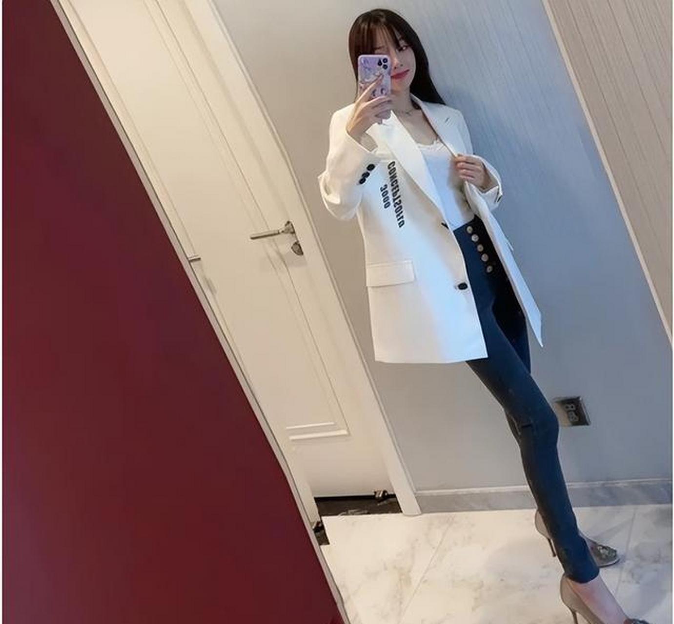 李小璐制服图片