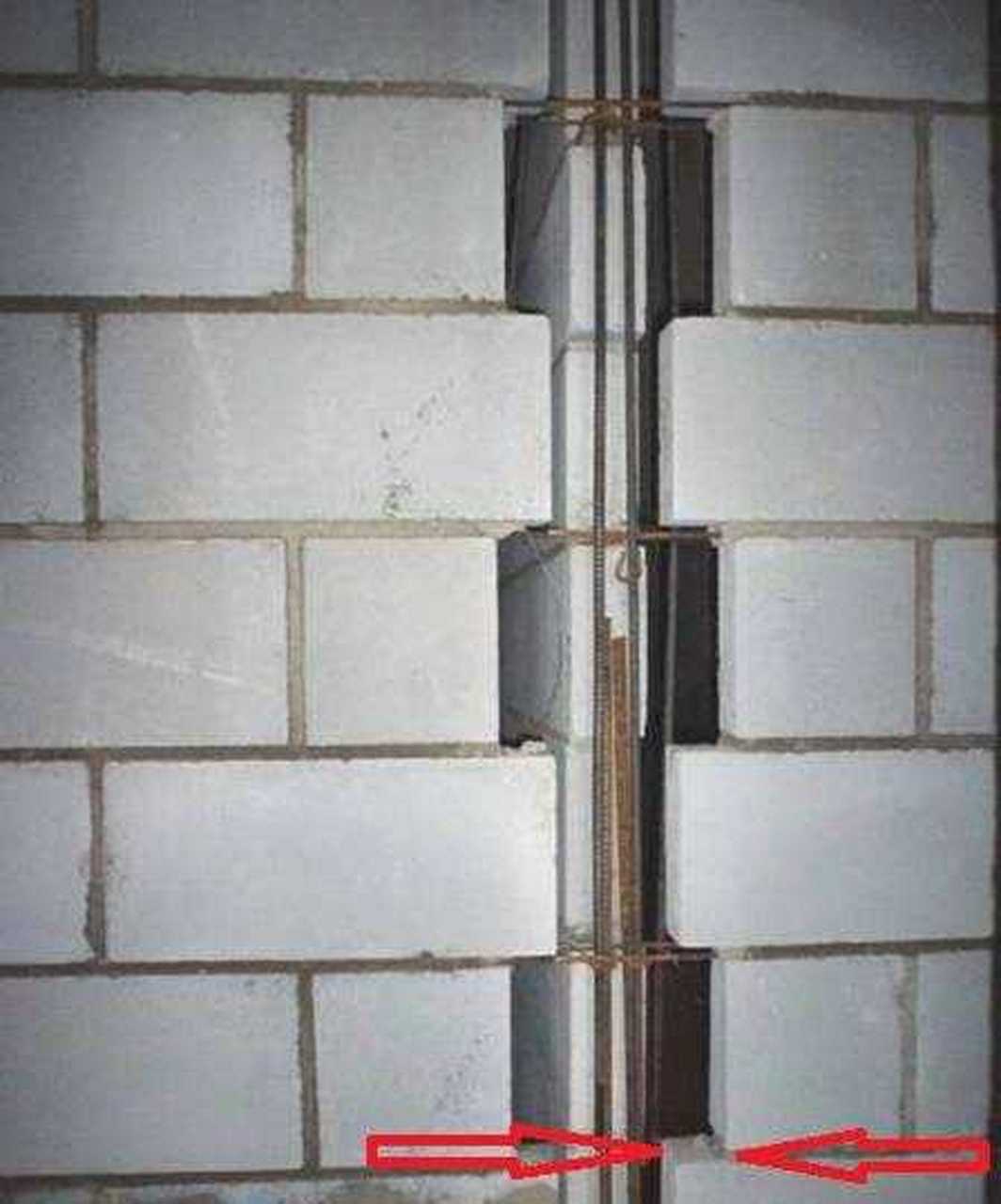 二次结构马牙槎这两种做法哪种更合适?