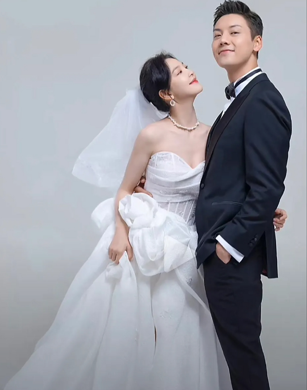 陈伟霆和章若楠结婚照 #向生活小美好出发