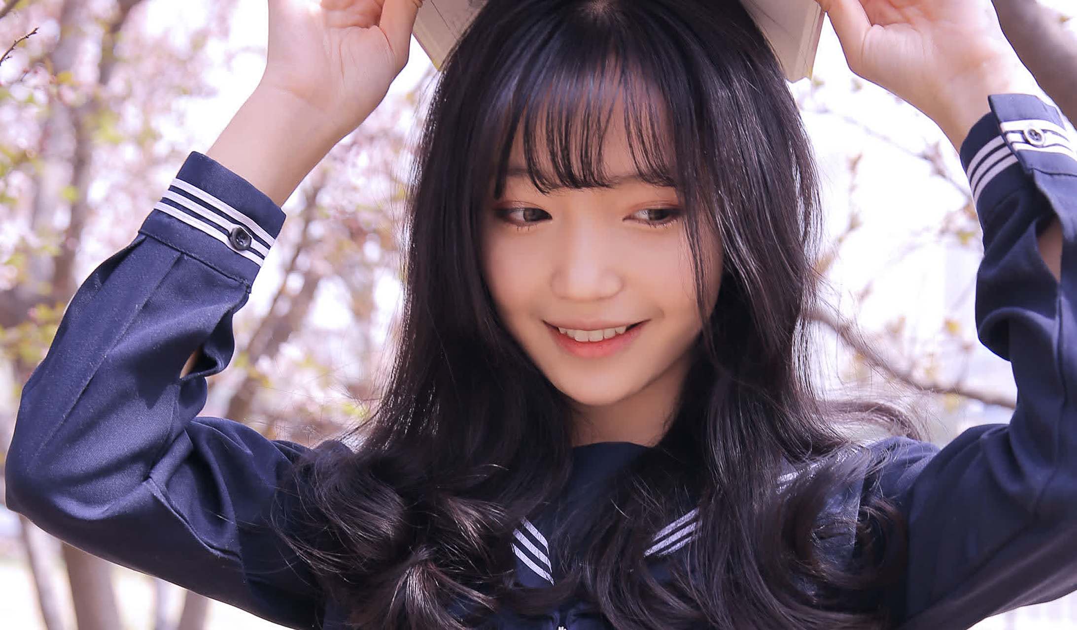 最美校园风~清纯可爱的十八岁学妹~[滑稽]愿您们一生健康快乐!