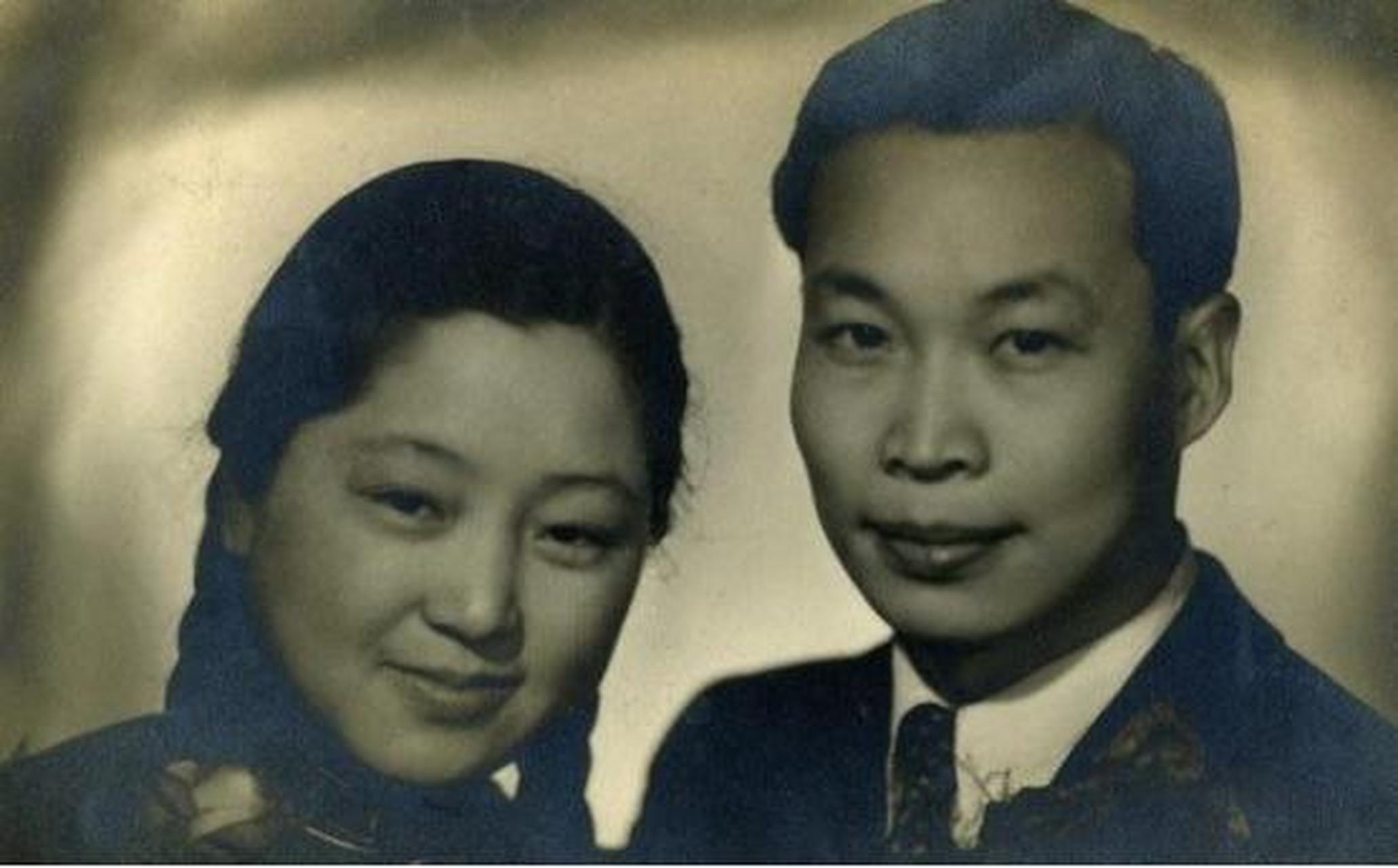 儿子出生后,幸福的钱玄同给孩子取名"钱秉穹",寓意天性纯洁,志存