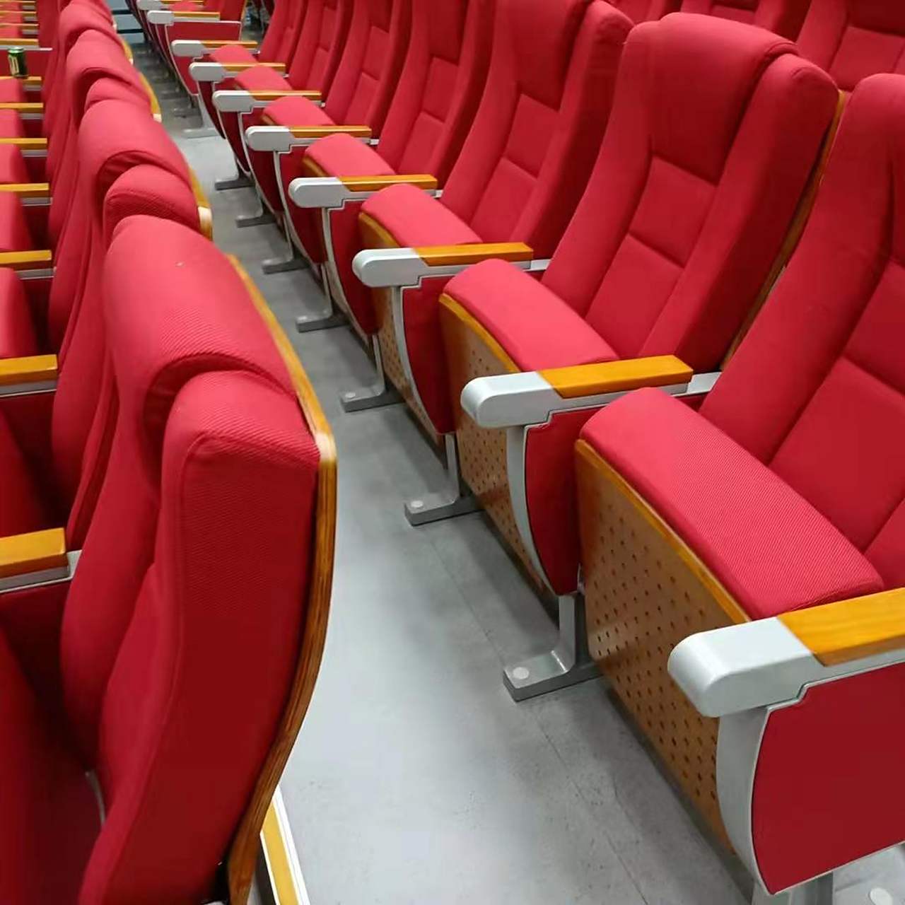 会议室椅子#  #礼堂椅厂家# 沈阳隆鑫文仪家具有限公司