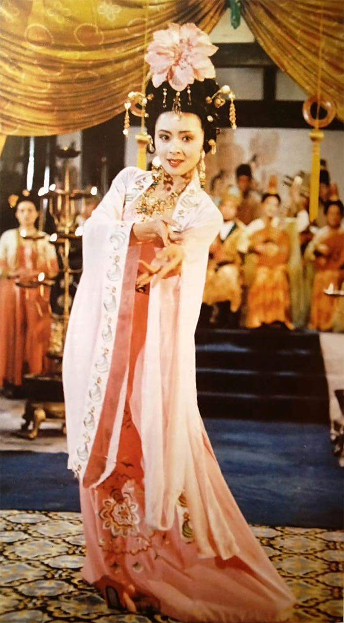 1993年中国大陆古装电视剧《唐明皇》中李建群饰演的武惠妃,周洁饰演