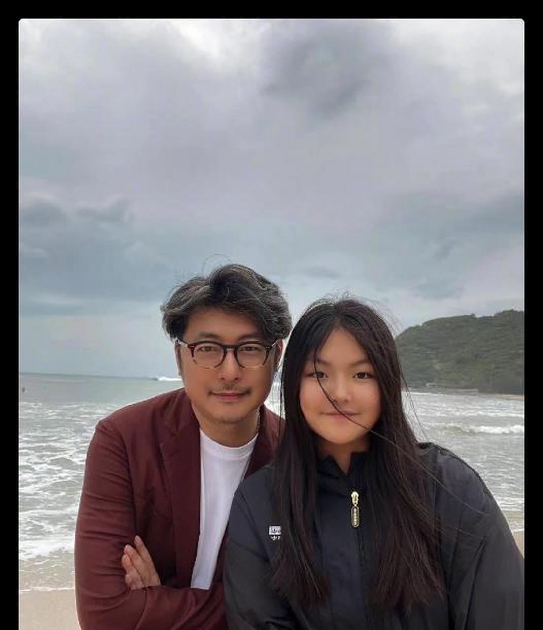 gif创作人# #花珊珊疑似回应王岳伦#2月25日,王岳伦发长文辟谣新恋情