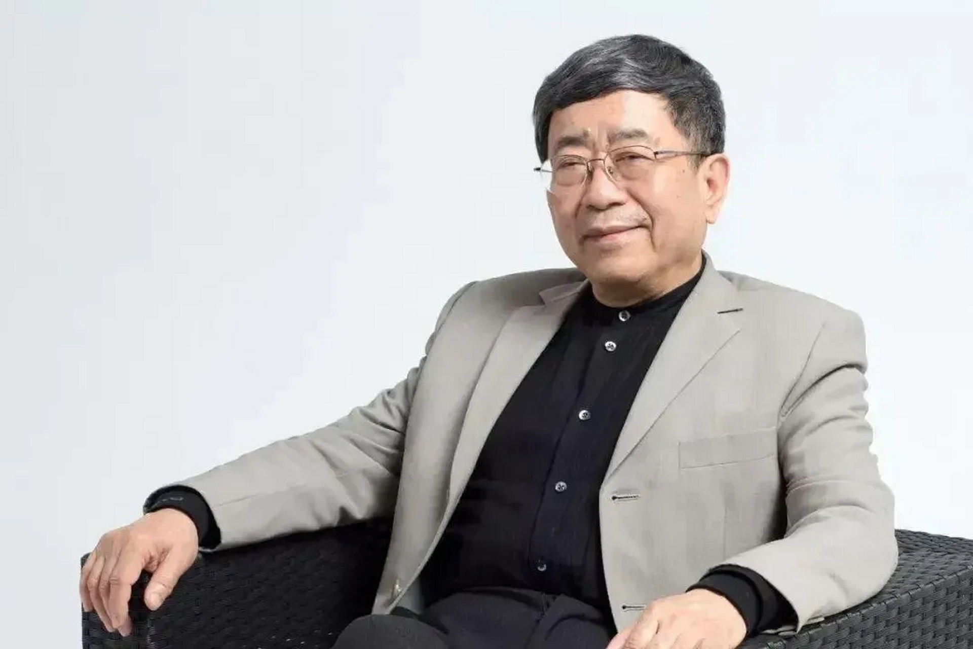 高晓松对印度评价很高,他说:印度人爱好和平,甚至连奥运会的金牌都不