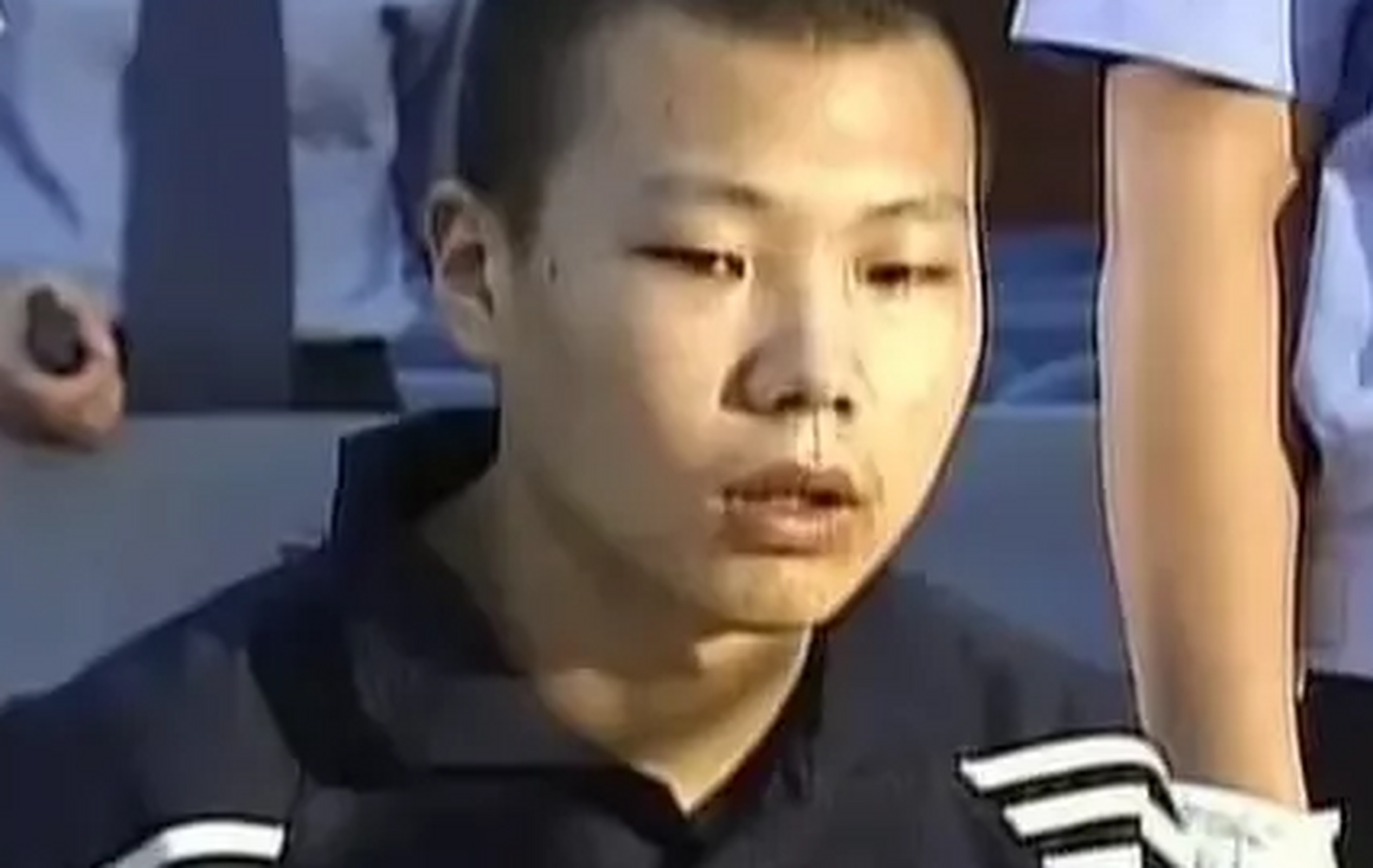 均为20岁的武清体,侯玉刚被以注射方式执行死刑.