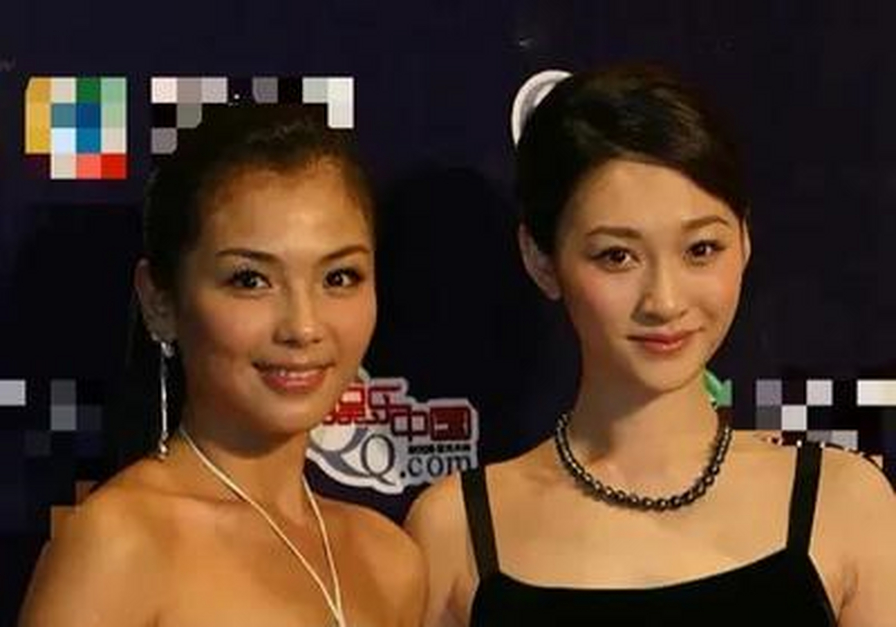 翻到一组老照片,30出头的刘涛和李小冉同框比美照.