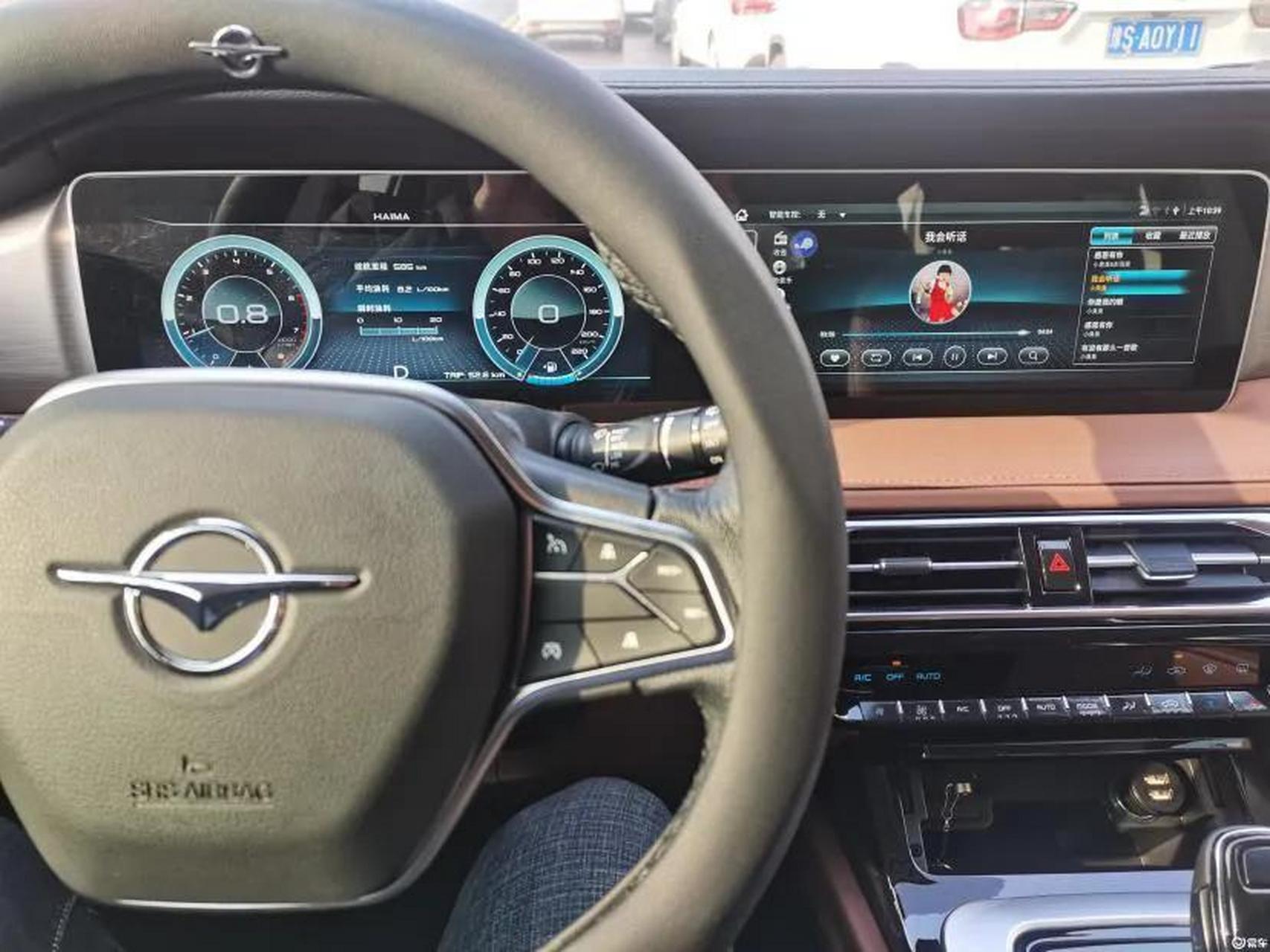 6t旗舰型裸车价:14.98万平均油耗:8.