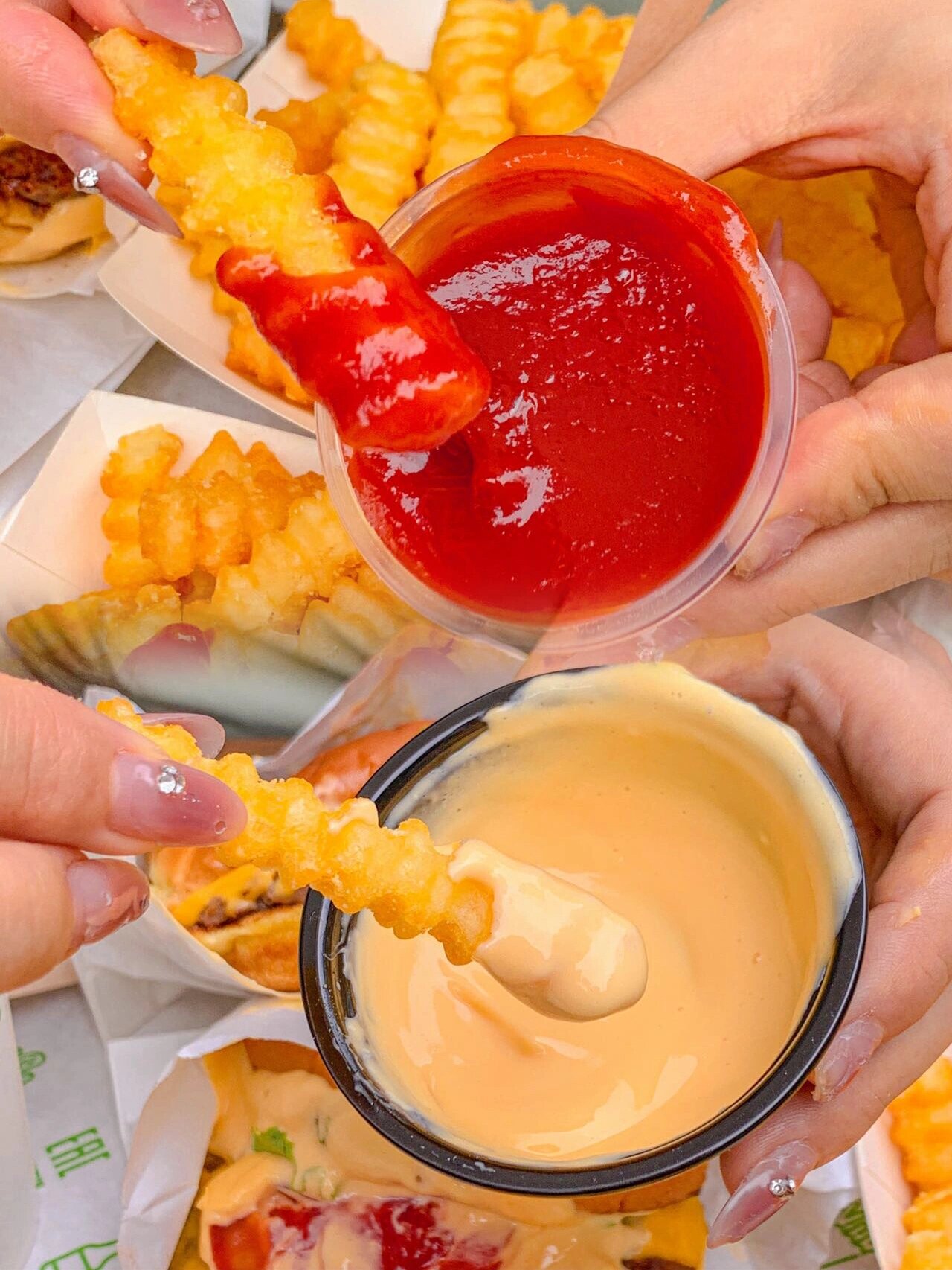 啊啊啊我终于吃到了杭州嘉里中心的shake shack