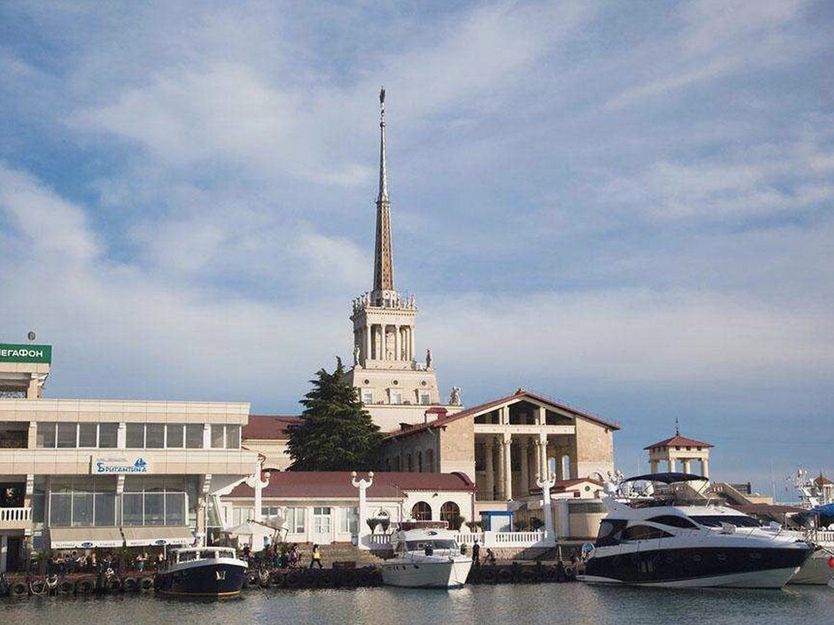 推荐指数: 推荐原因:与其他海岛不同,黑海是世界上唯一的双层海,水下