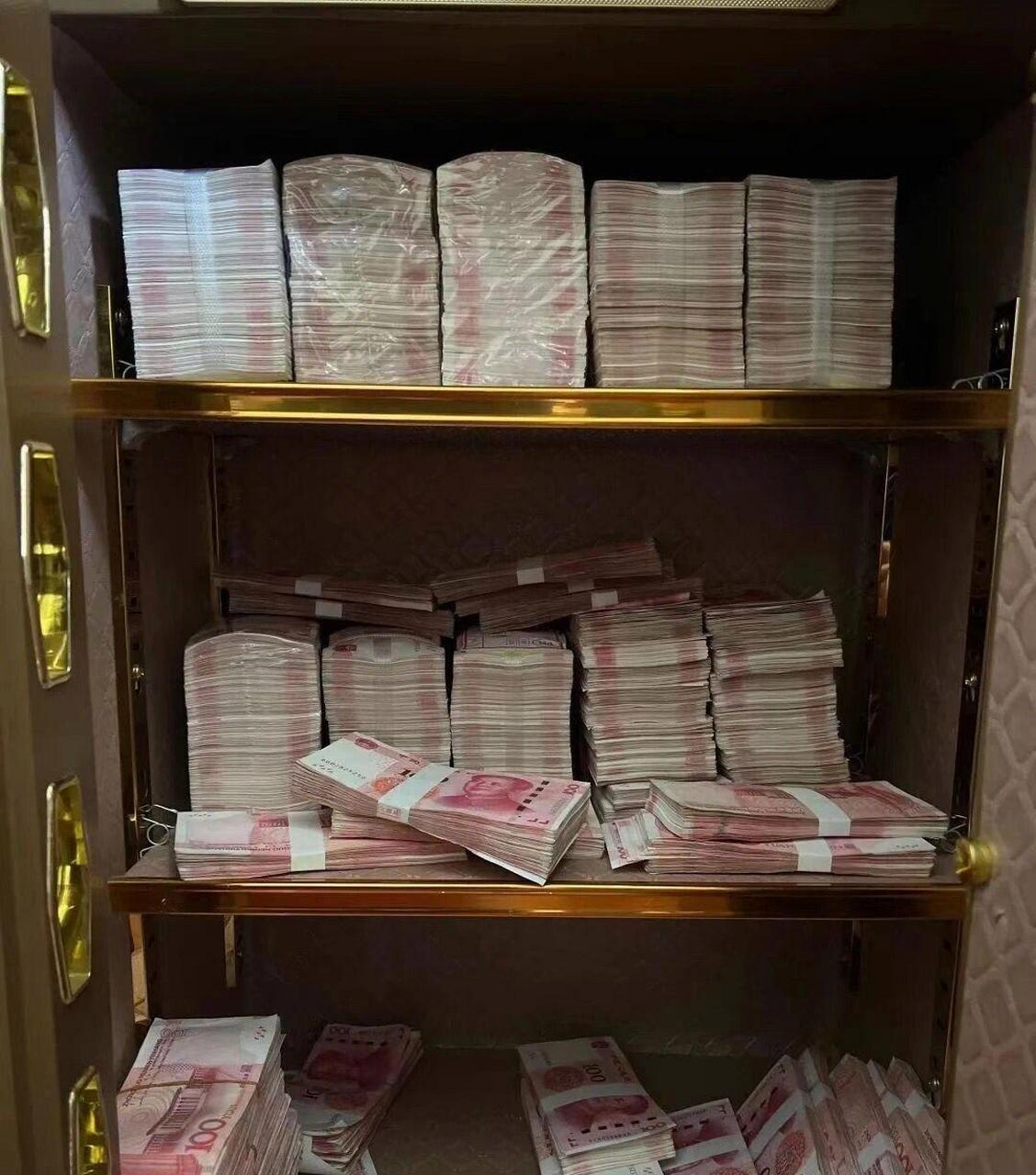 工程款终于到位,工人们的工资有着落 #搞笑趣味图