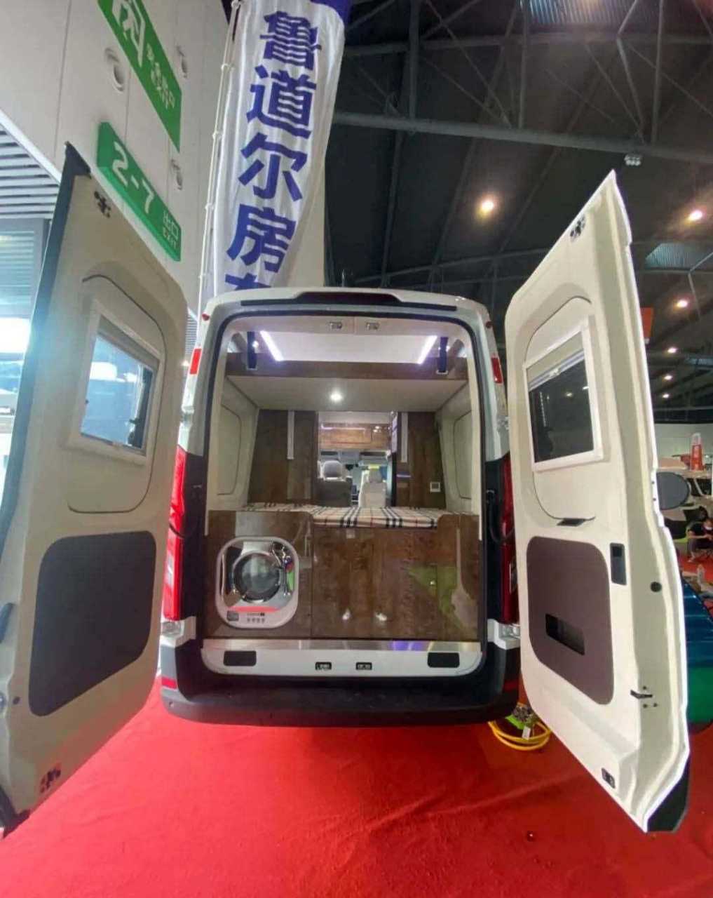 【729上海房车购车节】——鲁道尔大通v90 b型房车[大哭] 大通v90底盘