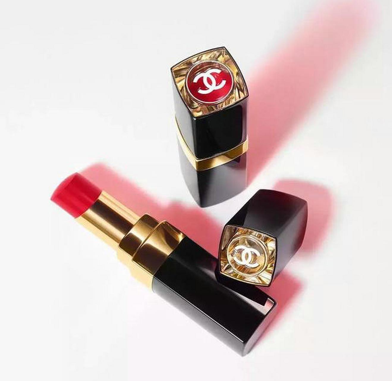 炫光唇膏 70 近期香奈儿口红中风声最大的一支色号了,气质的酒红色