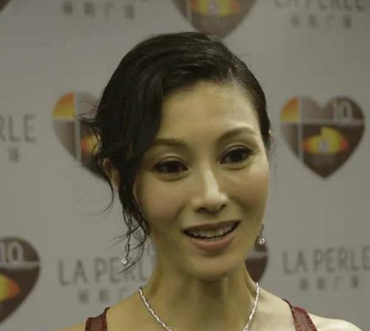 李嘉欣素颜真美,五官漂亮