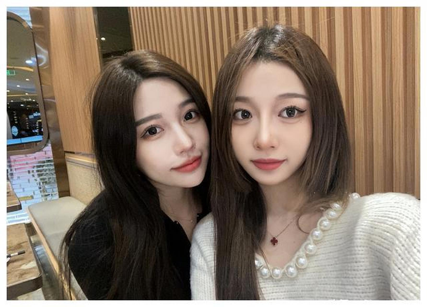 女团成员沈之瑾美女小姐姐迷人美照欣赏,好漂亮啊