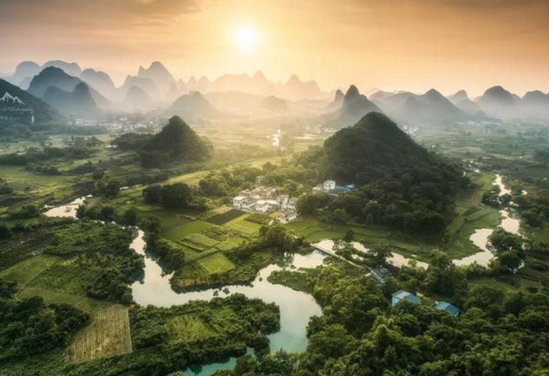 广西白话分布在广西南部,梧州,玉林,北海,钦州,防城港以及南宁,矮色