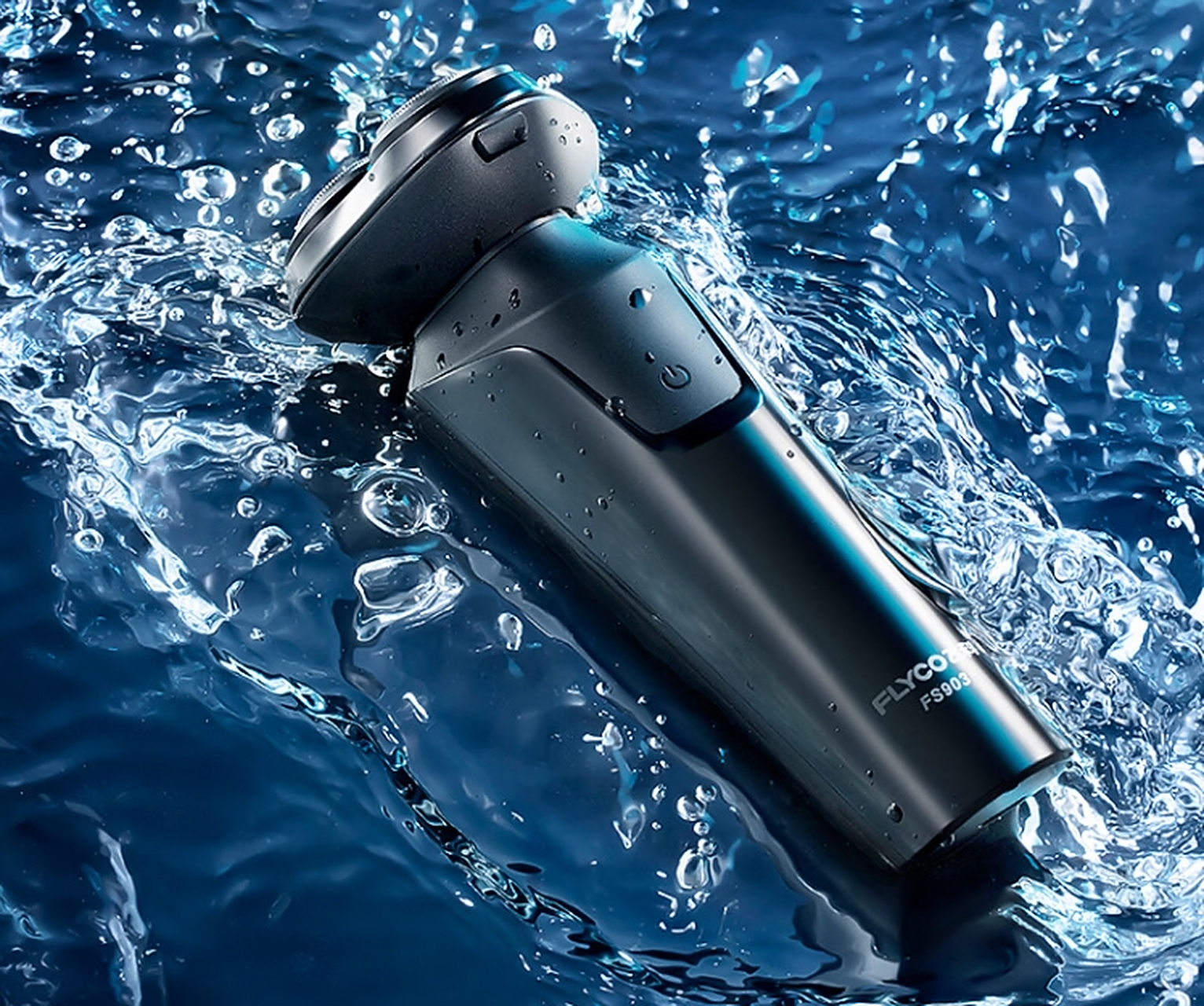 我最近购买了飞科(flyco)fs903电动剃须刀,使用体验非常好.