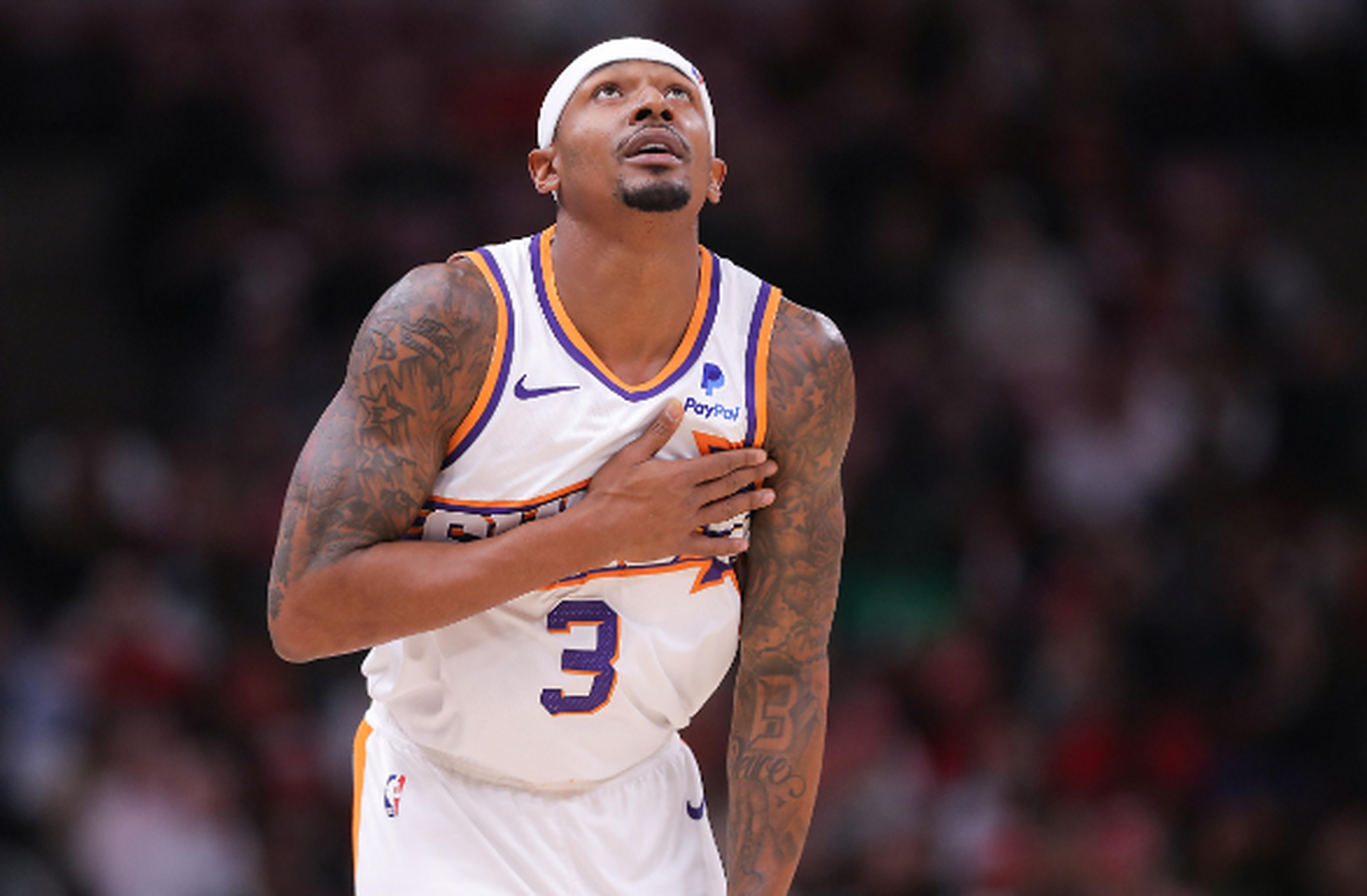 对于自己受伤后的感受,比尔说道:"当我知道自己无缘揭幕战时,老实说