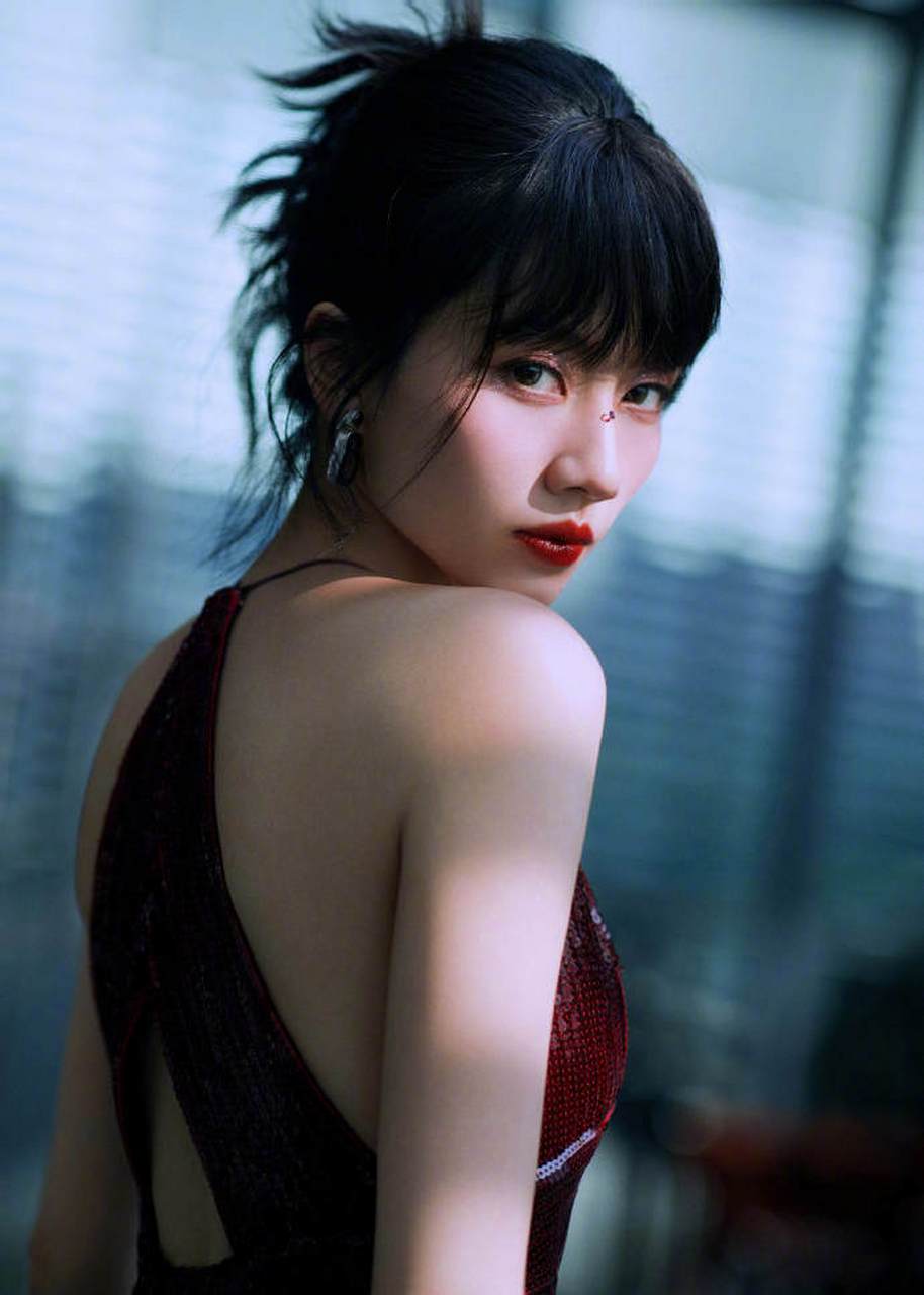 星闻#  #刘惜君# : 「天外来物」深圳降落. 心的归属,我们终遇见.