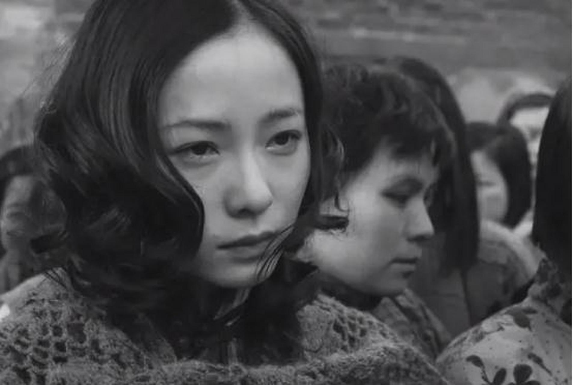 1937年,南京一名7岁女孩,同30名村民被日军关在一房内,他们设法成功