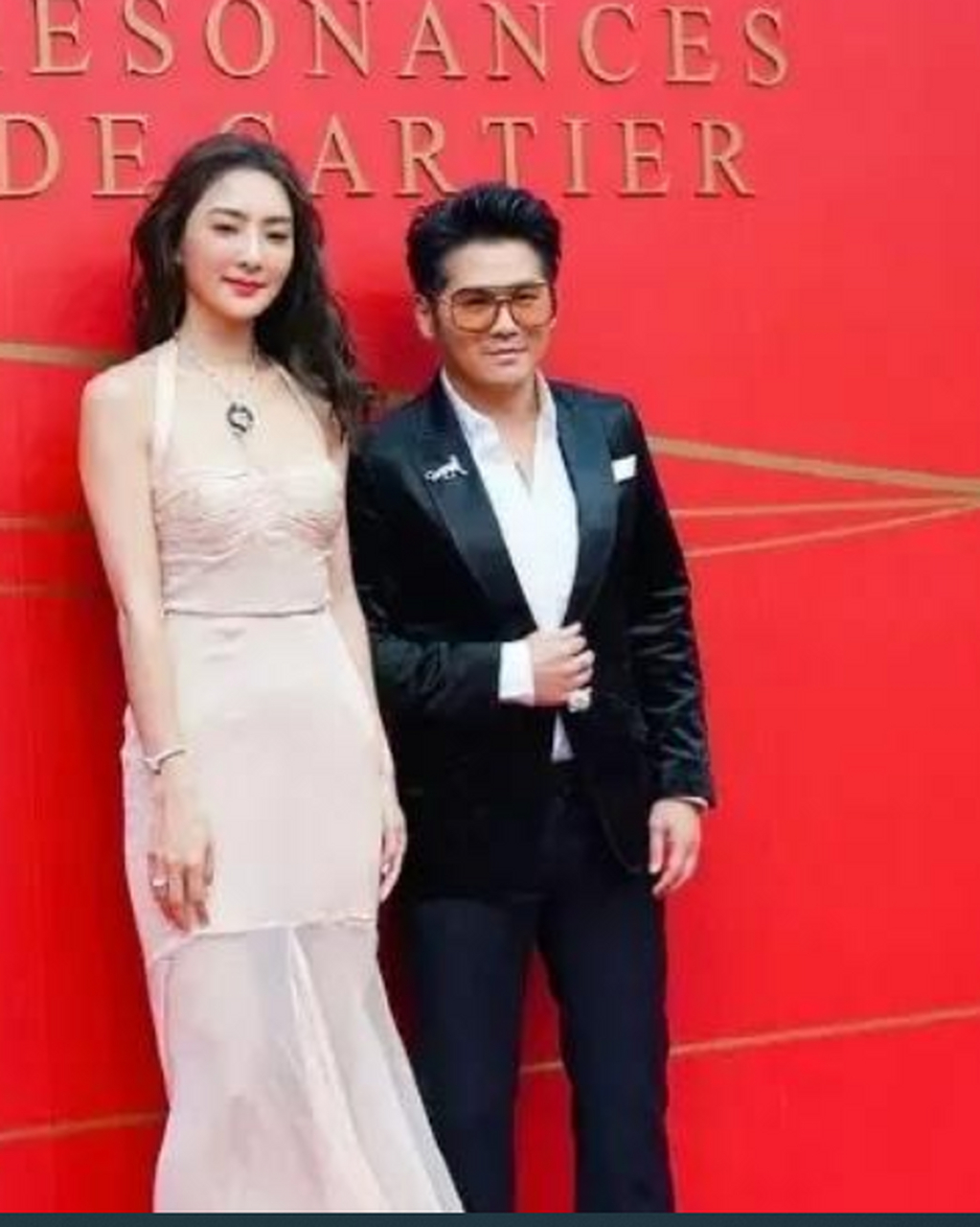 没发现曹格老婆原来这么美呢!