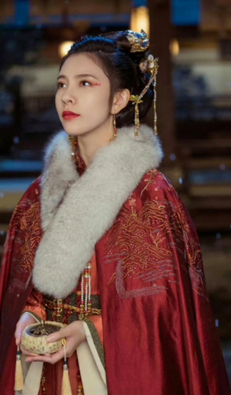 她古装换个造型会不会好看点 #宋妍霏