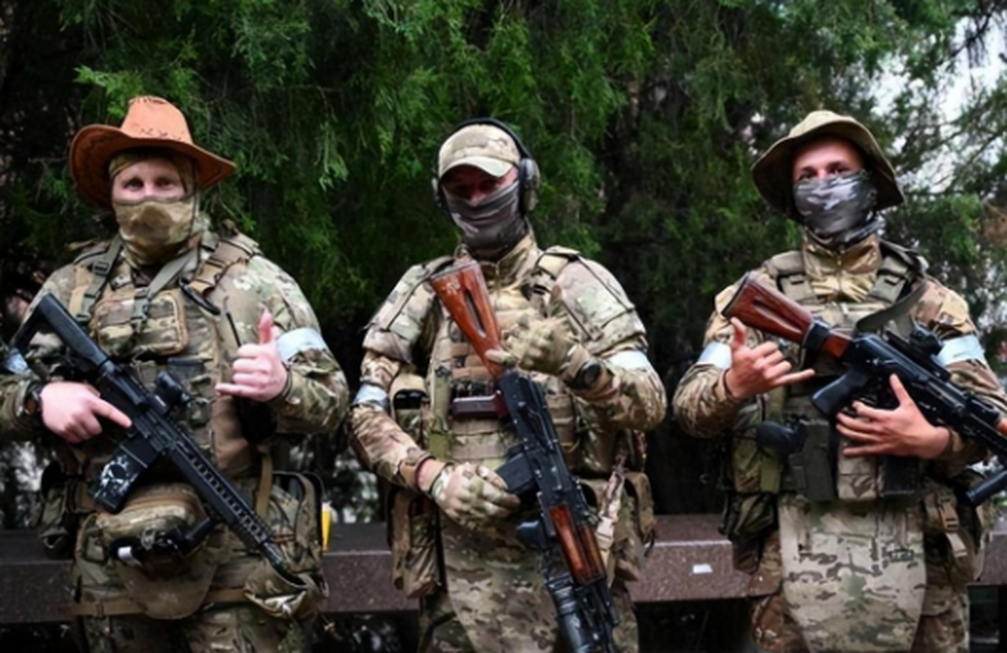 乌克兰军队的战士们奋勇作战,但他们在面对实力更强大的敌人时付出了