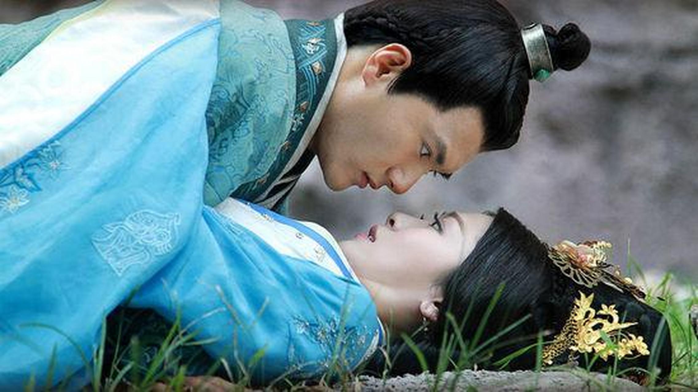 "成婚后,平阳公主临终前,却希望和卫青合葬.