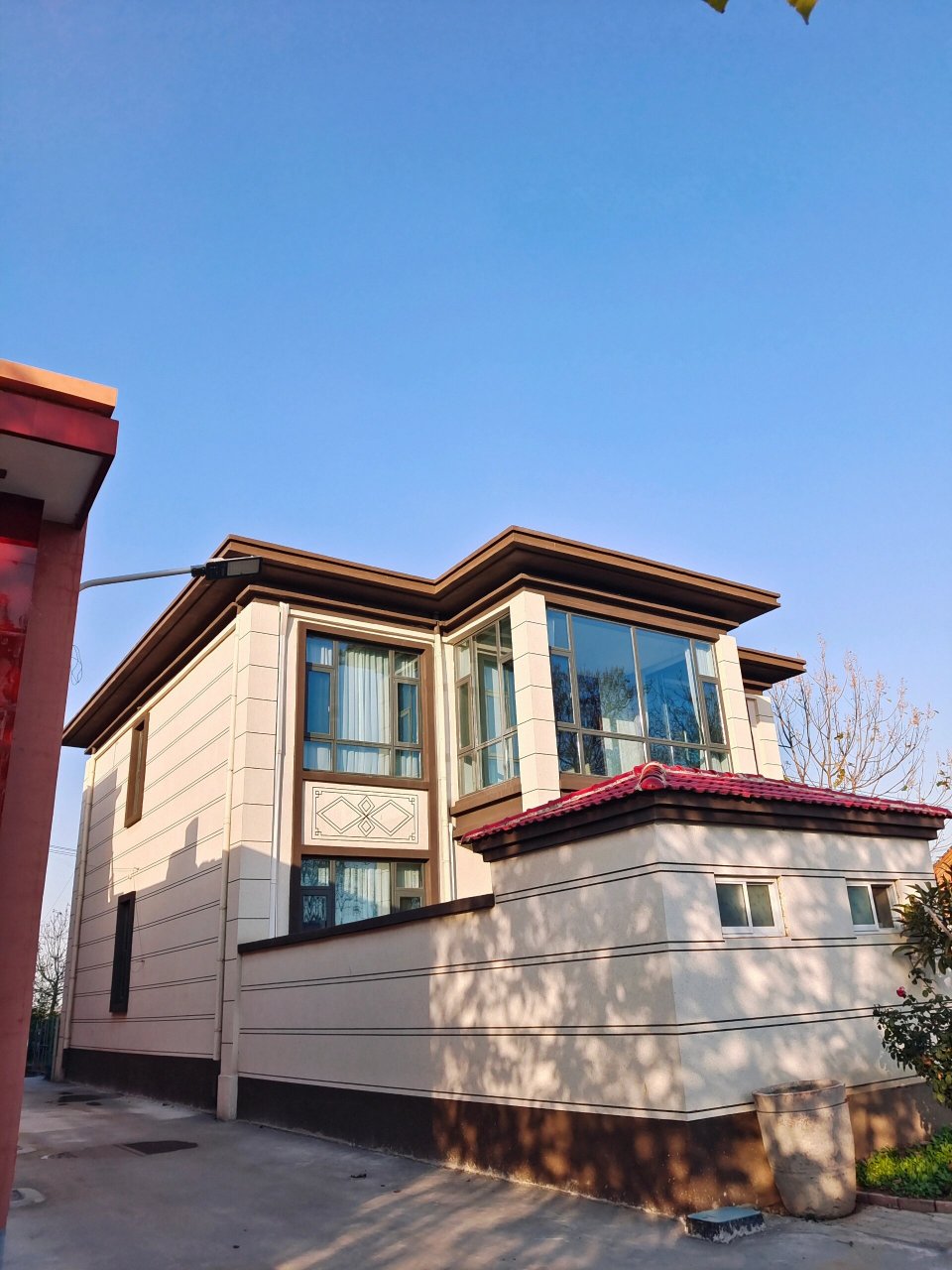 河南一屋主晒出农村300平自建房,堪称全村最豪华住宅!