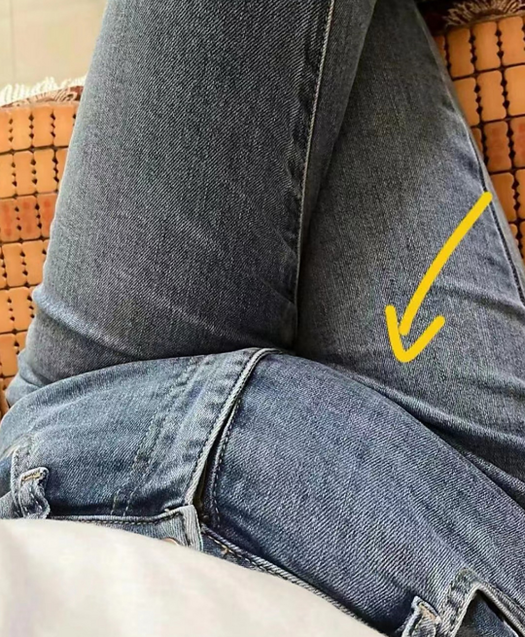 有些女生没有怀孕,但是为什么这里鼓鼓的