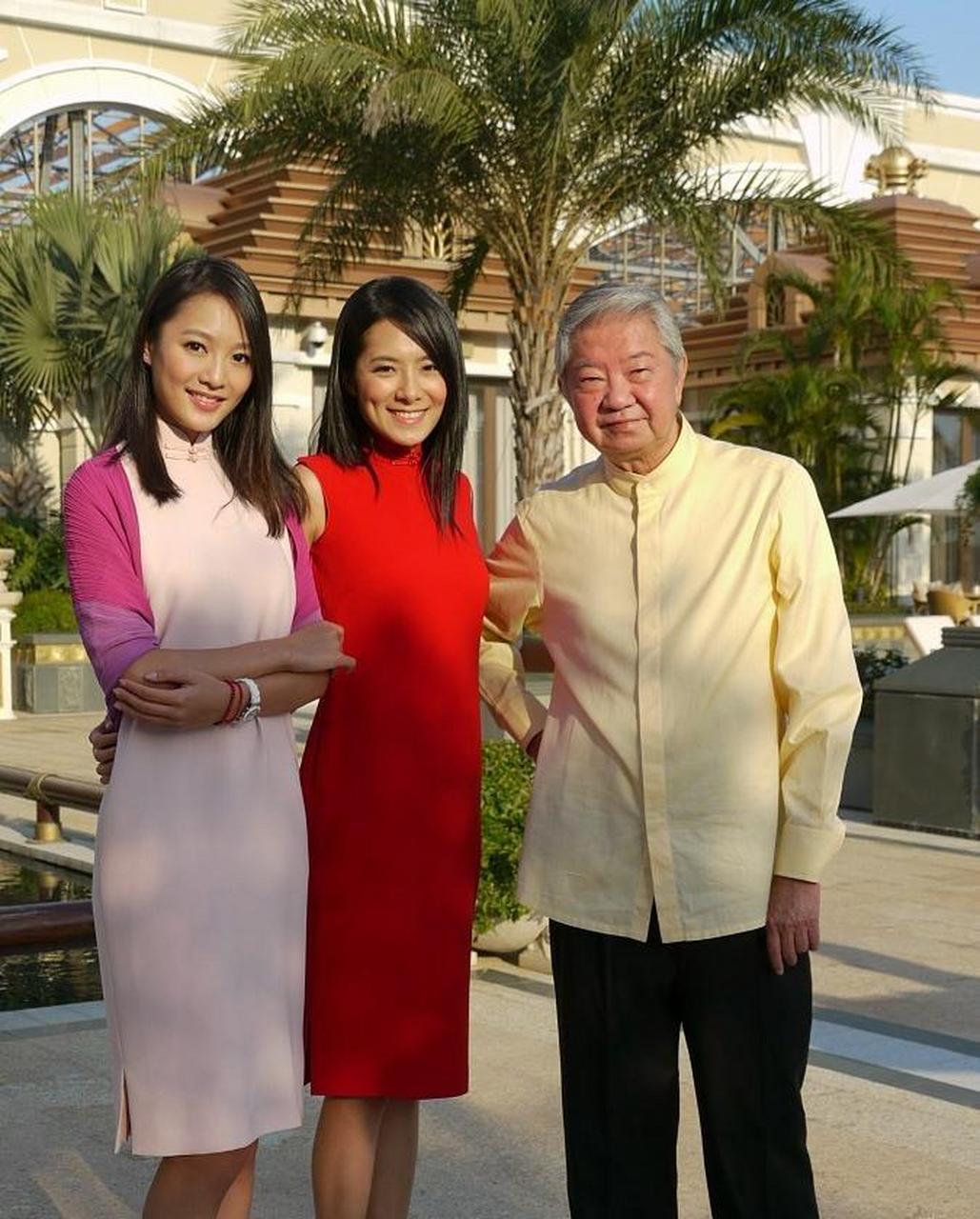 当年,52岁的金庸娶了23岁的林乐怡,好友蔡澜听说后,很是羡慕,便故意