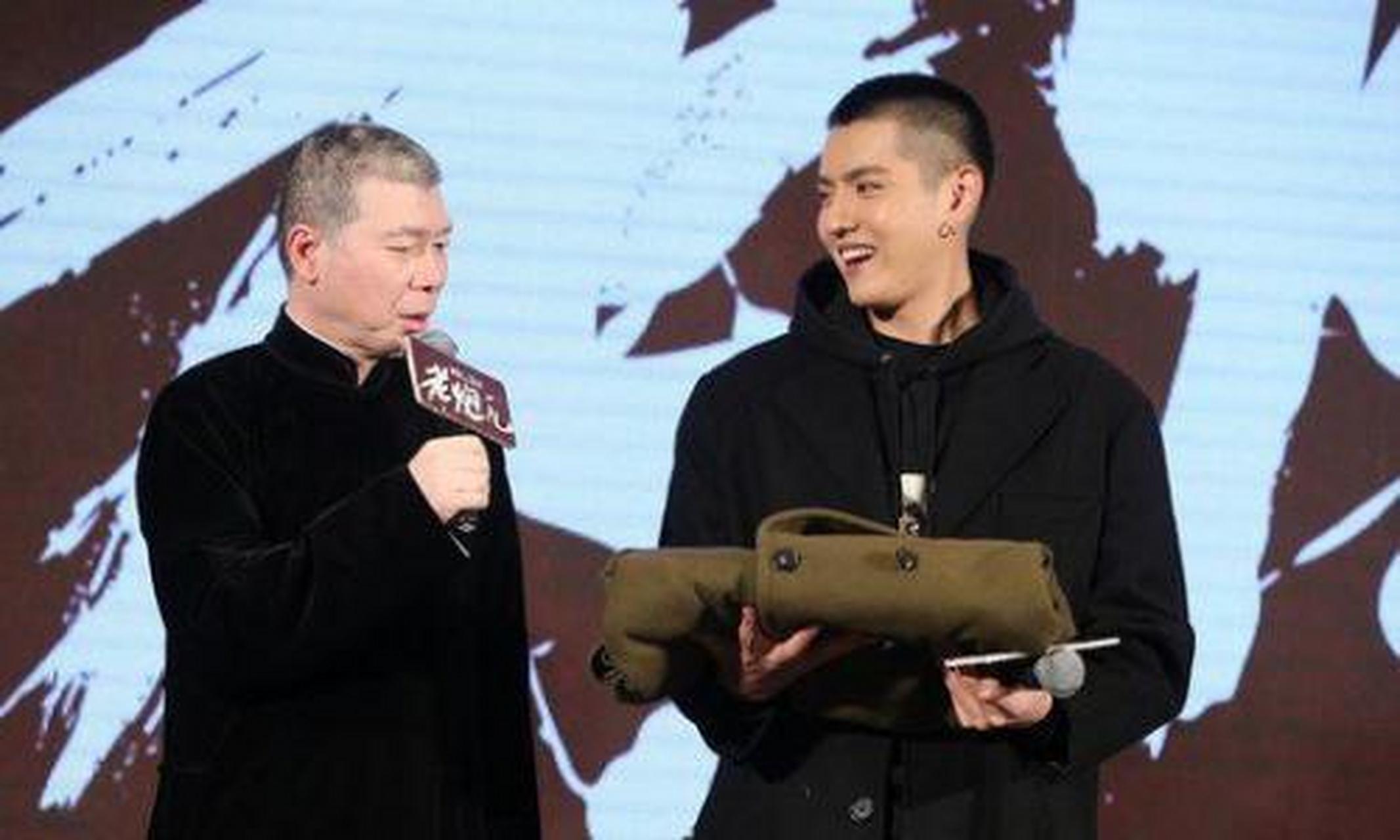 gif创作人# 一次,主持问冯小刚:"你觉得吴亦凡是一个什么样的演员?