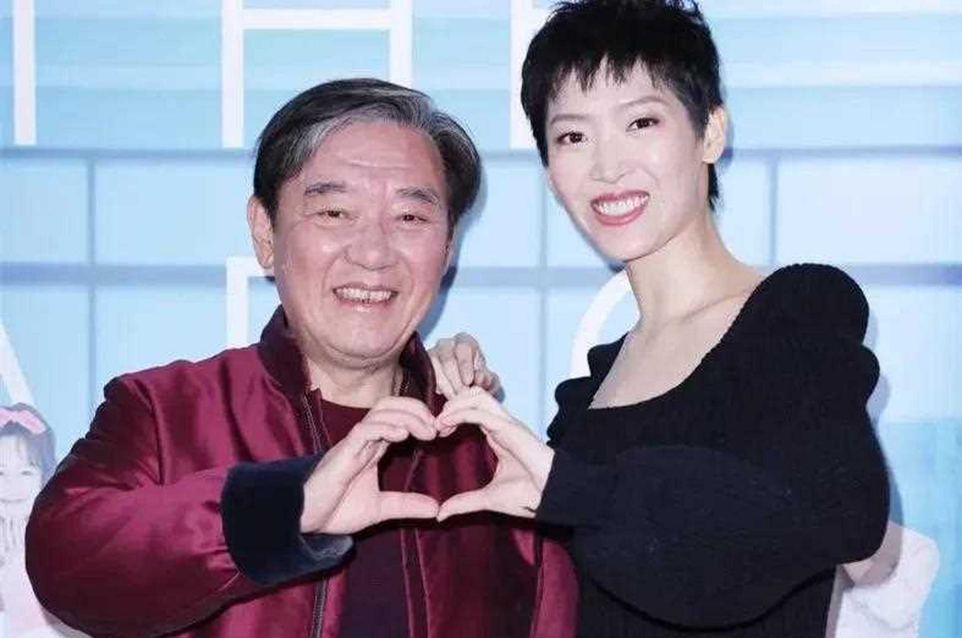 李立群的女儿李元元,今年31岁,身高176㎝,短发干练有气质.