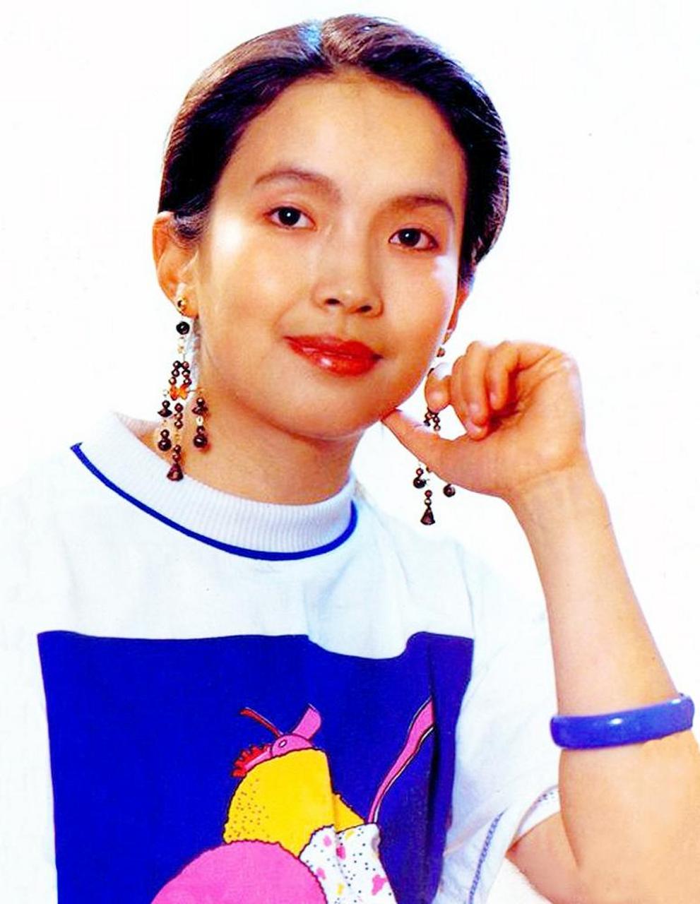 吕丽萍与陶伟离婚21年:她带儿子三婚,他病逝后父母与妻子打官司.